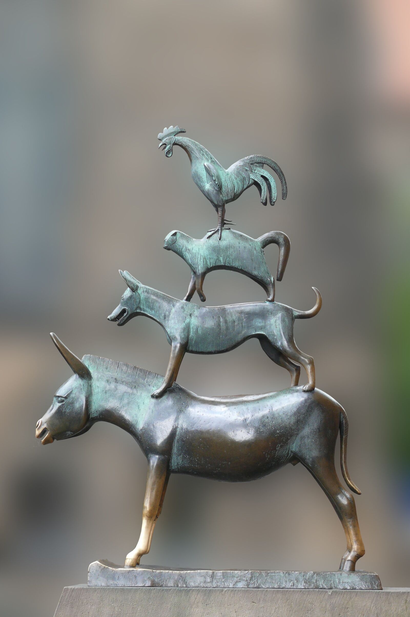 Panasonic DMC-FZ50 sample photo. Bremen town musicians, monument photography