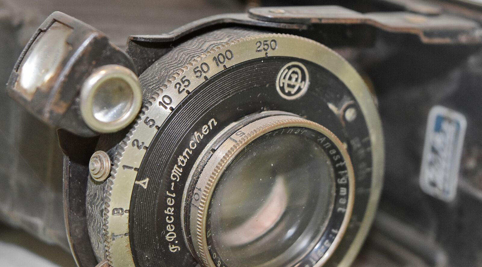 Nikon D5500 sample photo. Antiquity, manual, optometry, antique photography
