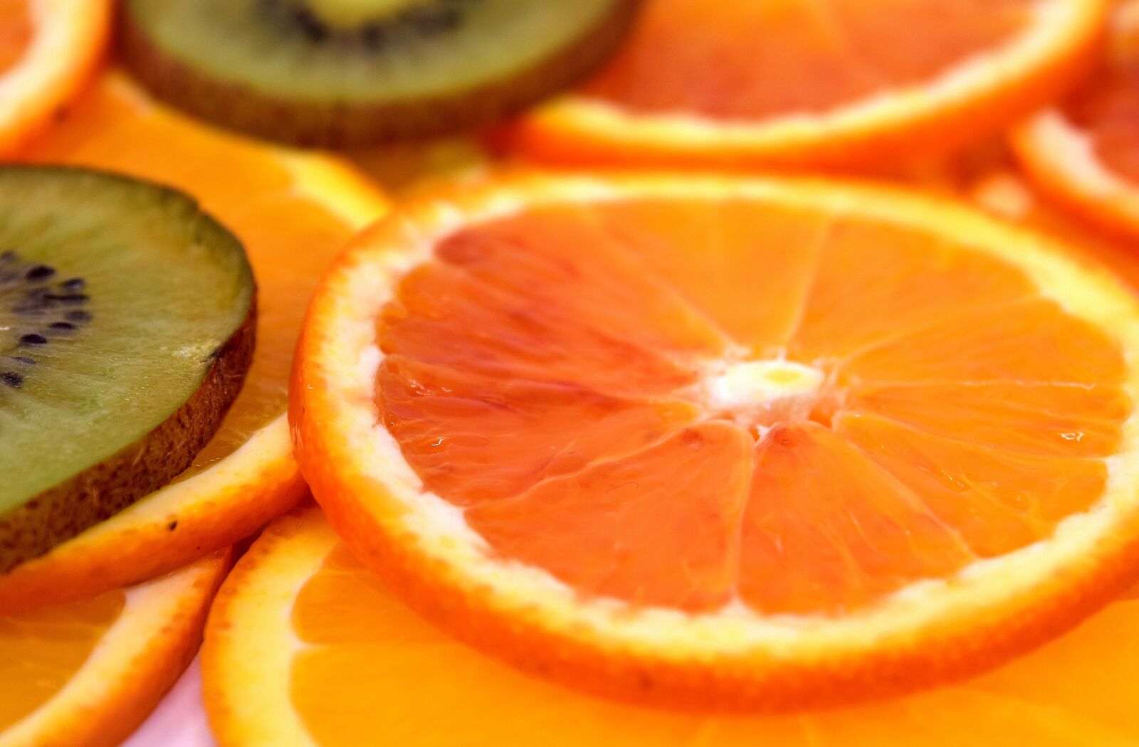 Nikon D7200 sample photo. Orange, kiwi, delicious photography