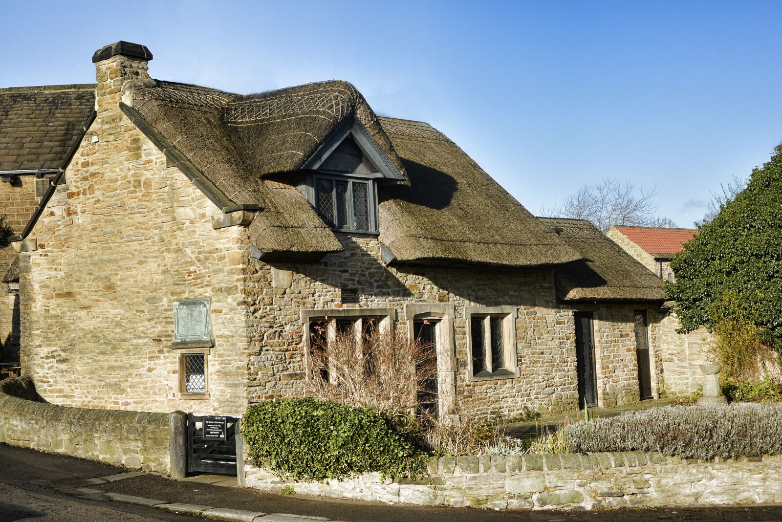 Nikon D7100 sample photo. Architecture, house, old photography