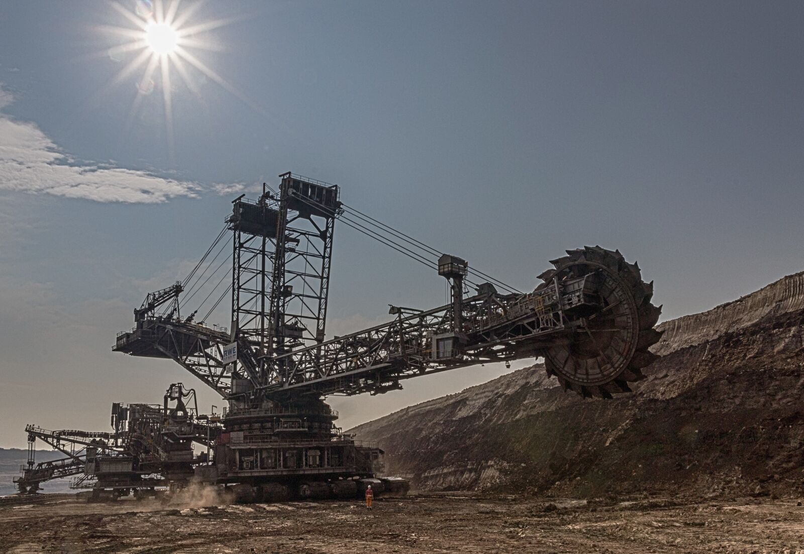 Canon EOS 80D sample photo. Open pit mining, carbon photography