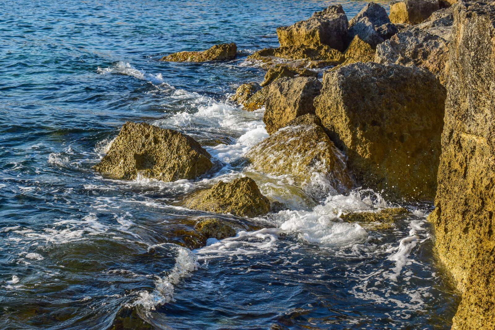 Nikon D3300 sample photo. Rocks, rocky coast, wave photography