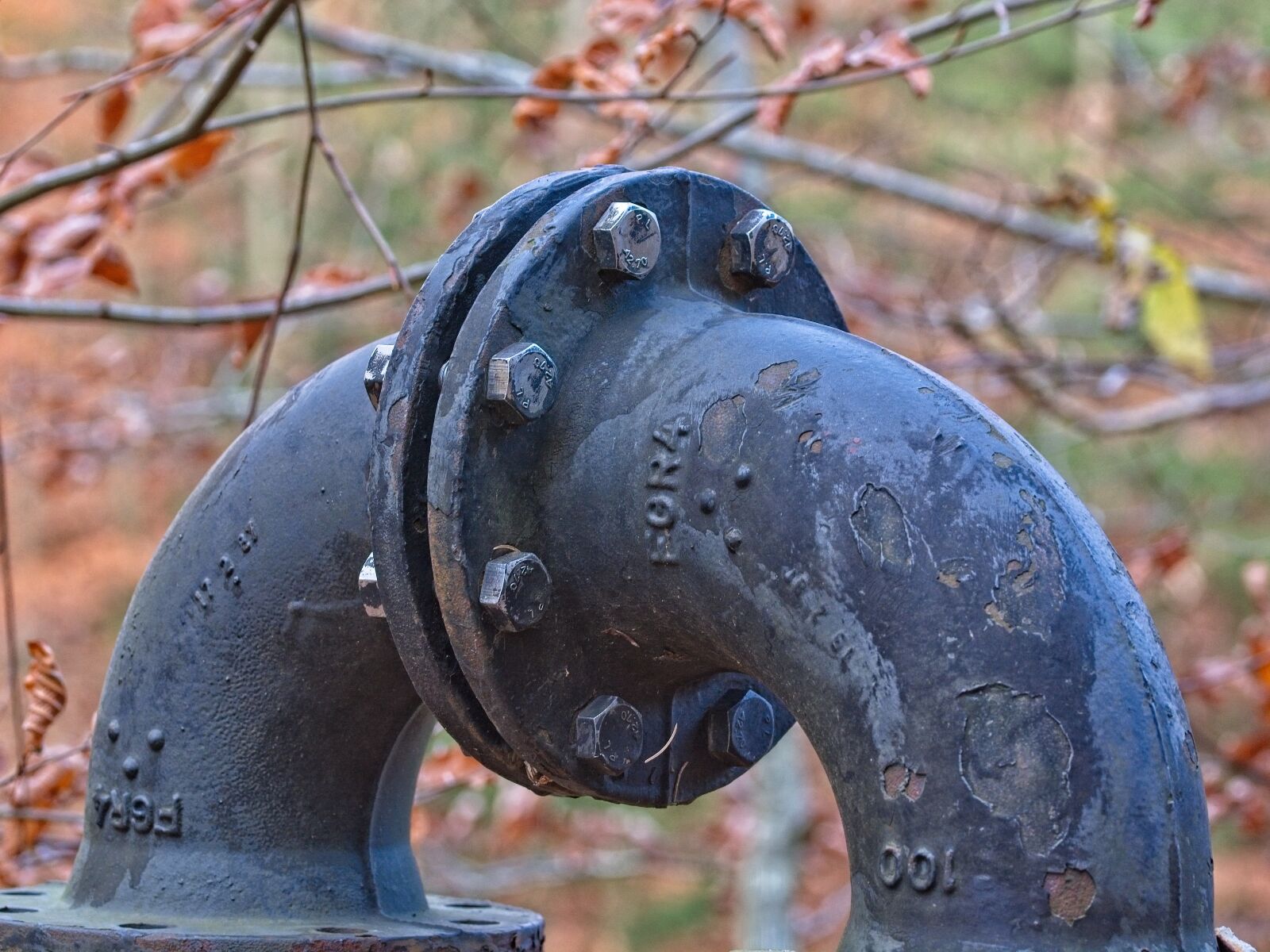 Sigma 105mm F2.8 EX DG OS HSM sample photo. Tube, connection, industry photography