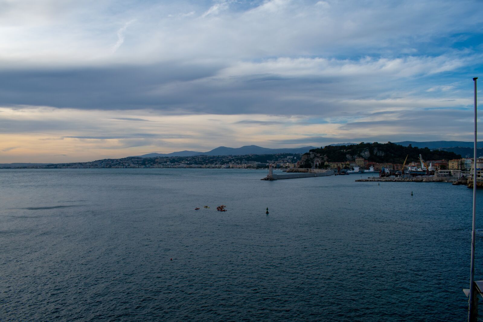 Nikon D5600 sample photo. Sea, rocks, beach photography