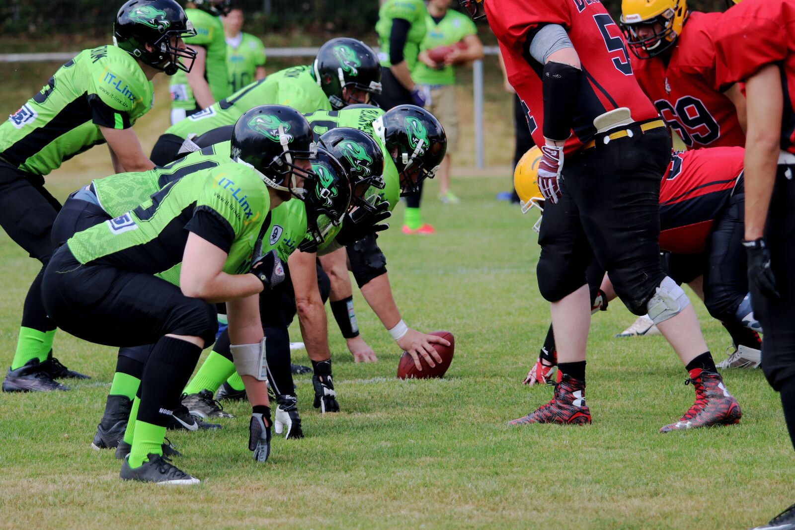 Canon EOS 80D sample photo. Football, american football, sport photography
