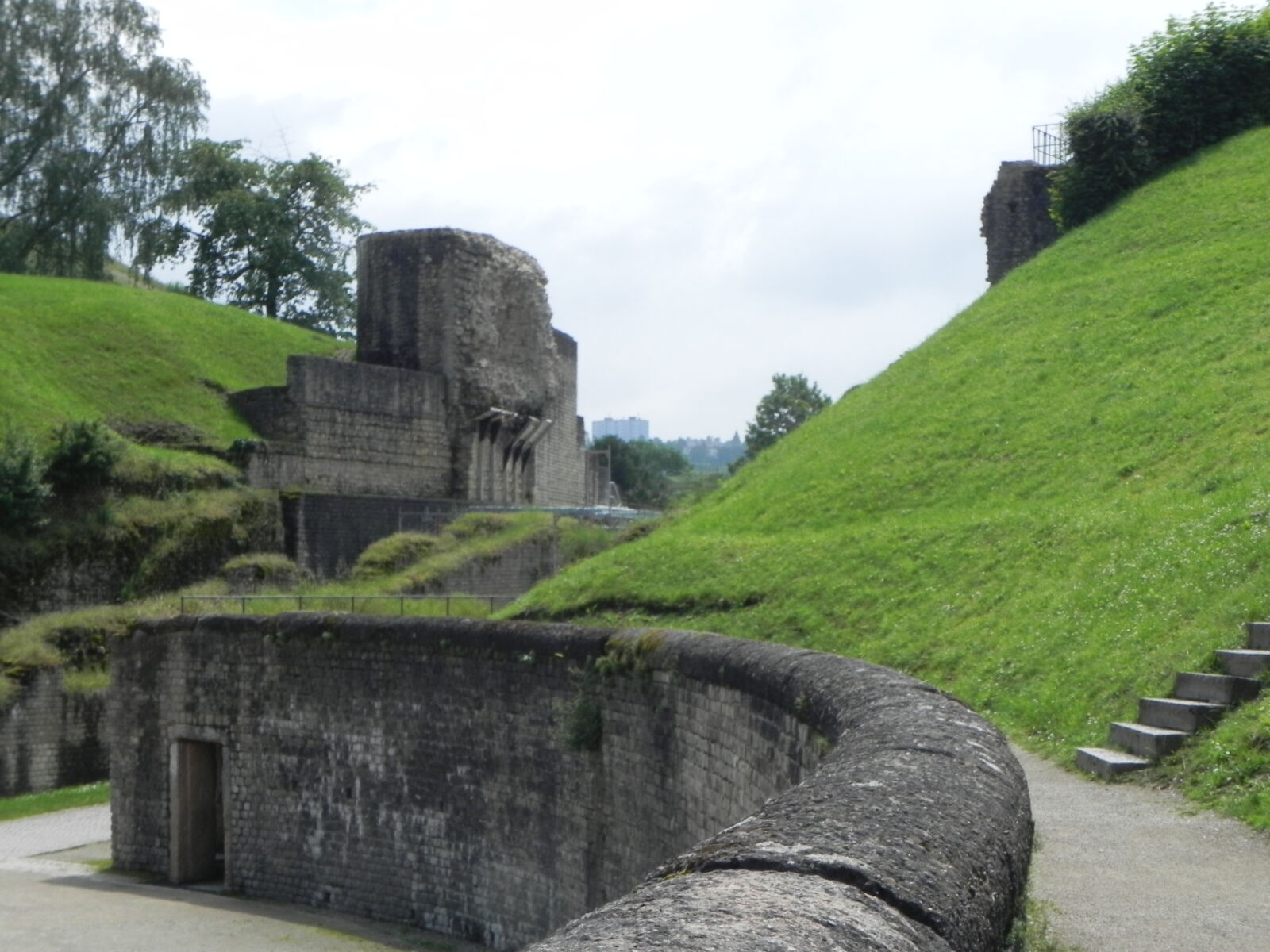 Nikon Coolpix P100 sample photo. Colosseum, germany, roman, trier photography