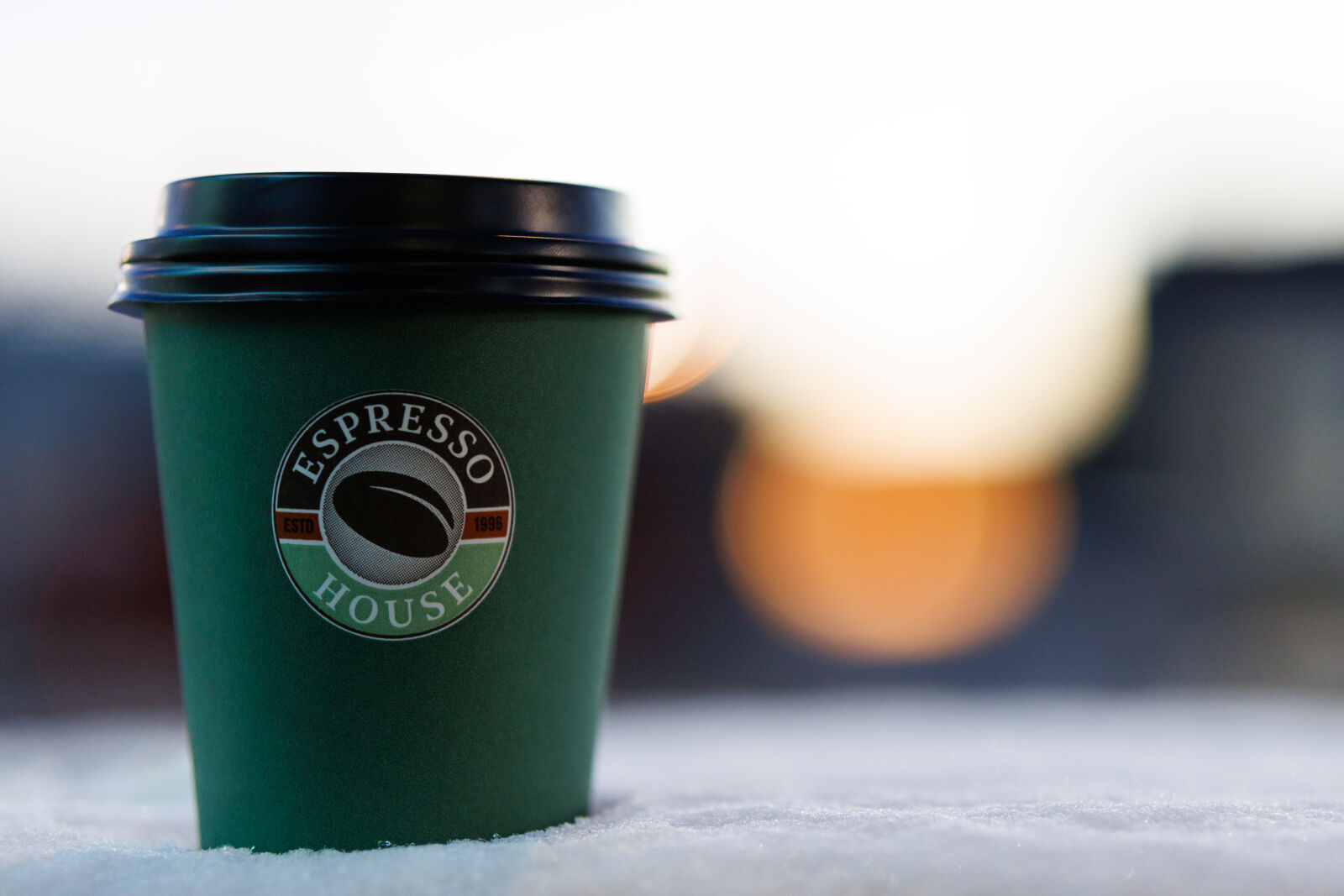Sigma 56mm F1.4 DC DN | C sample photo. Takeaway morning litter photography