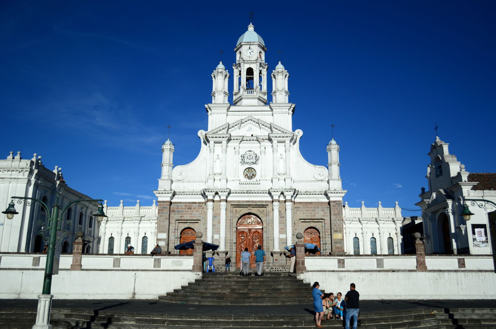 Nikon D3200 sample photo. Sangolquí, church, architecture photography