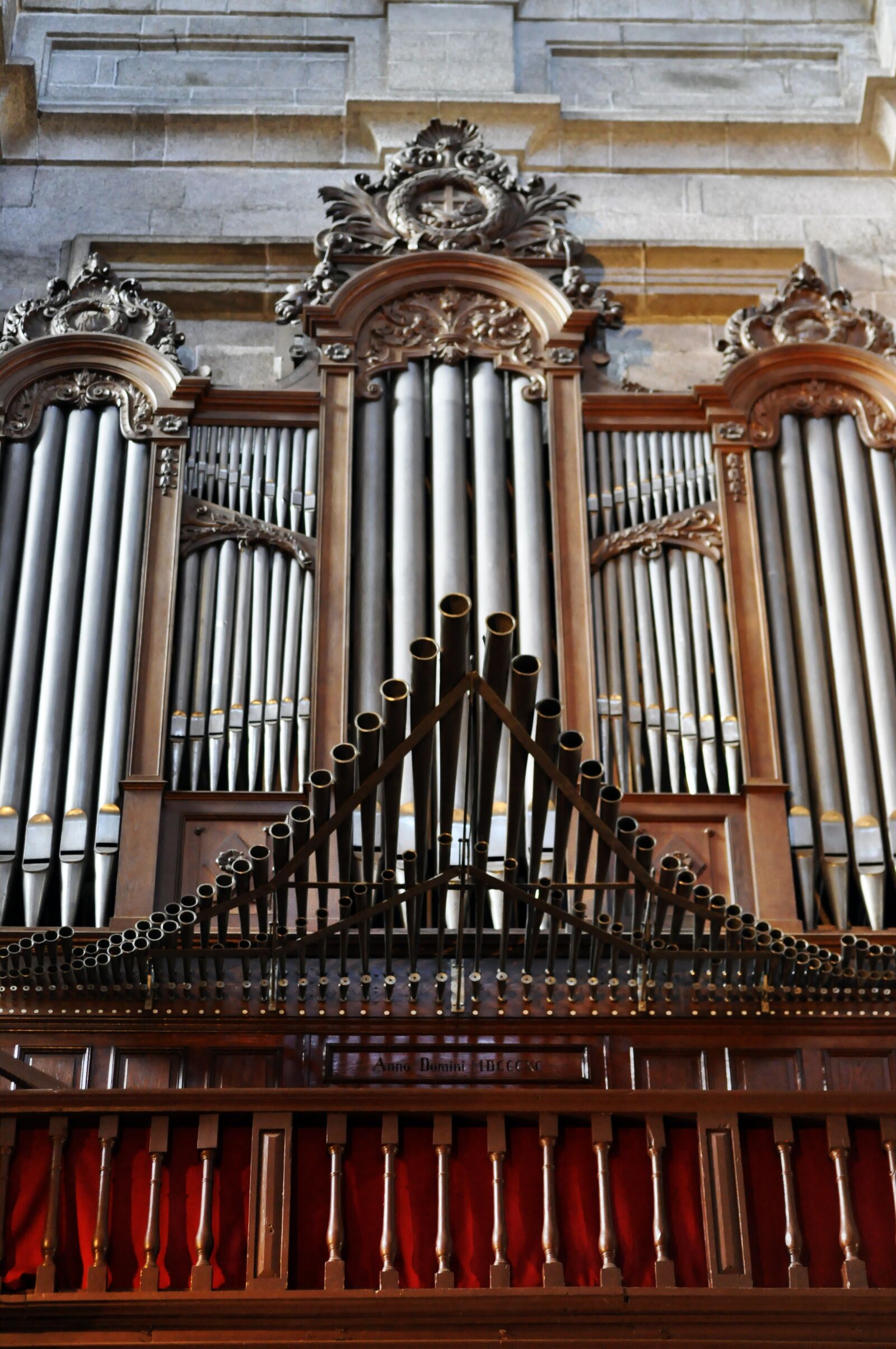 Nikon D90 sample photo. Church, organ, music photography