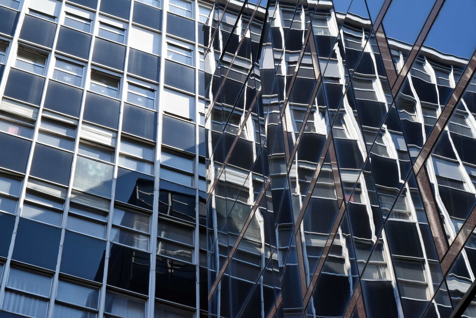 Nikon D5500 sample photo. Futuristic, glass, reflection, windows photography