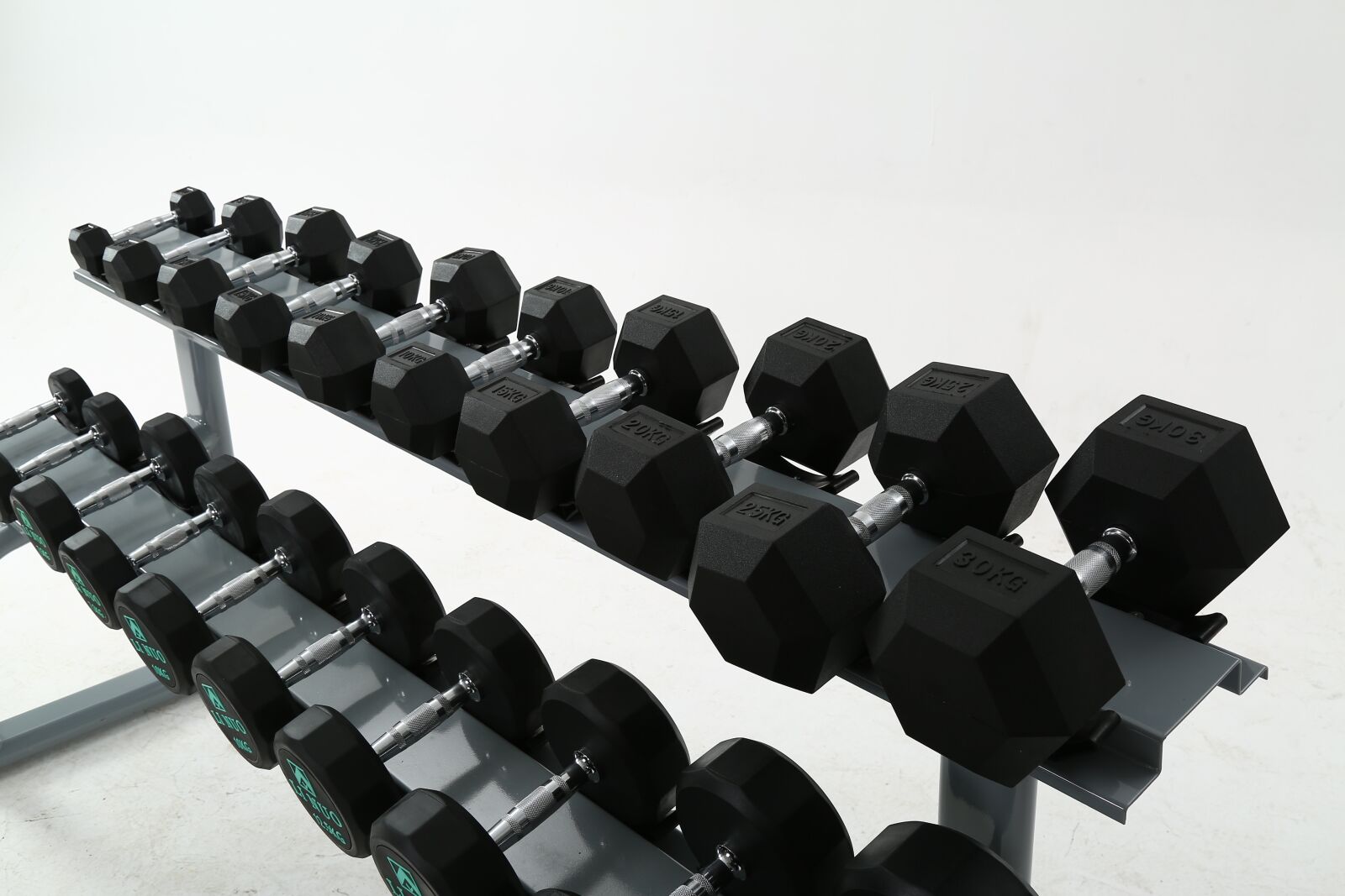 Canon EF 24-105mm F4L IS USM sample photo. Fitness equipment, dumbbell, a photography