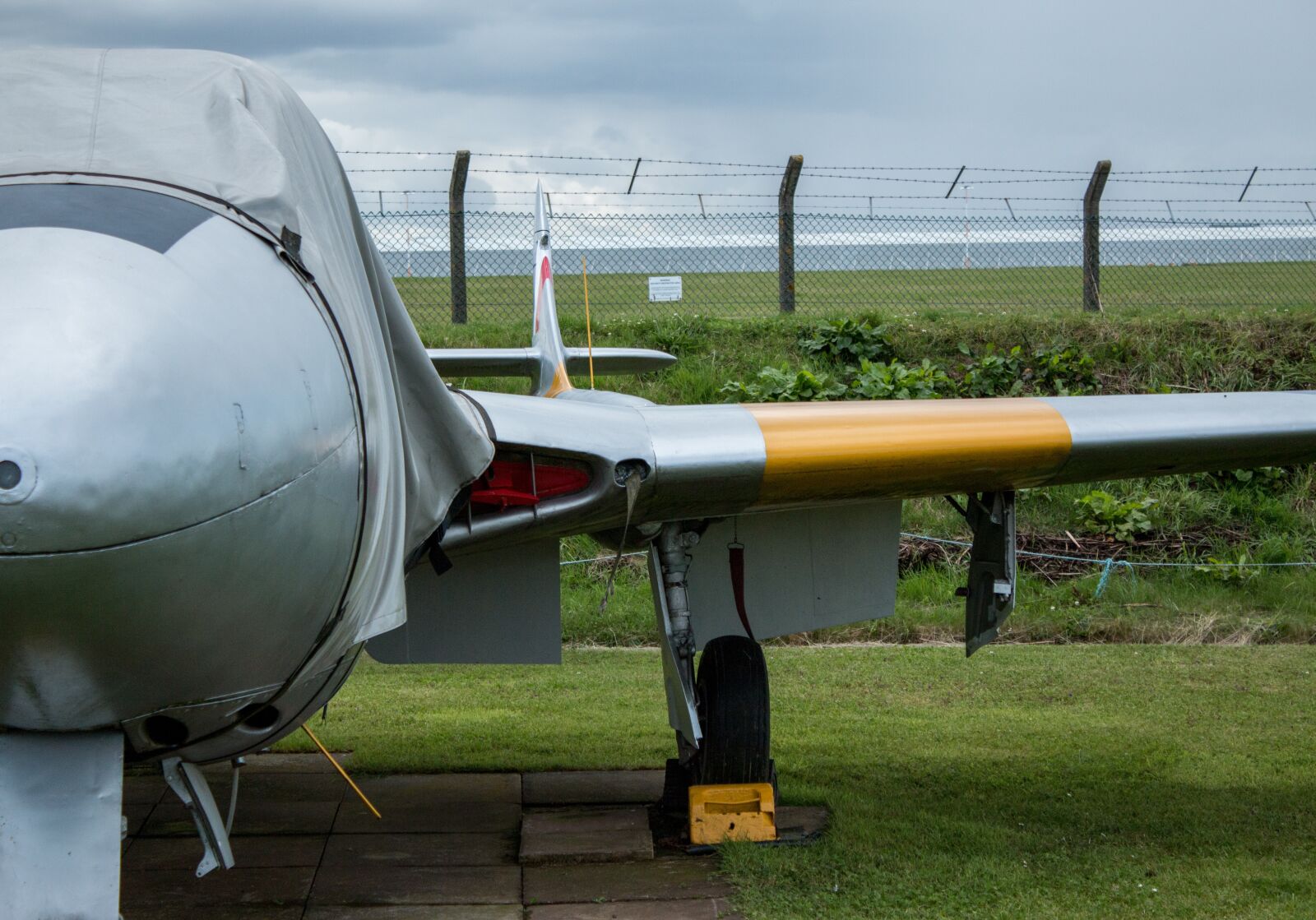 Canon EOS 70D sample photo. Plane, jet, travel photography