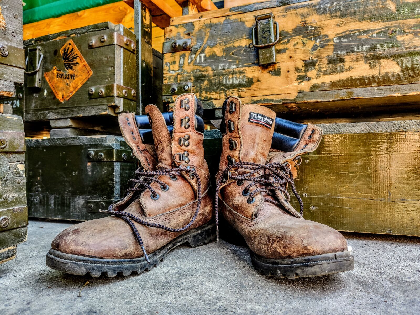 Xiaomi MI 9 sample photo. Shoes, boots, open photography