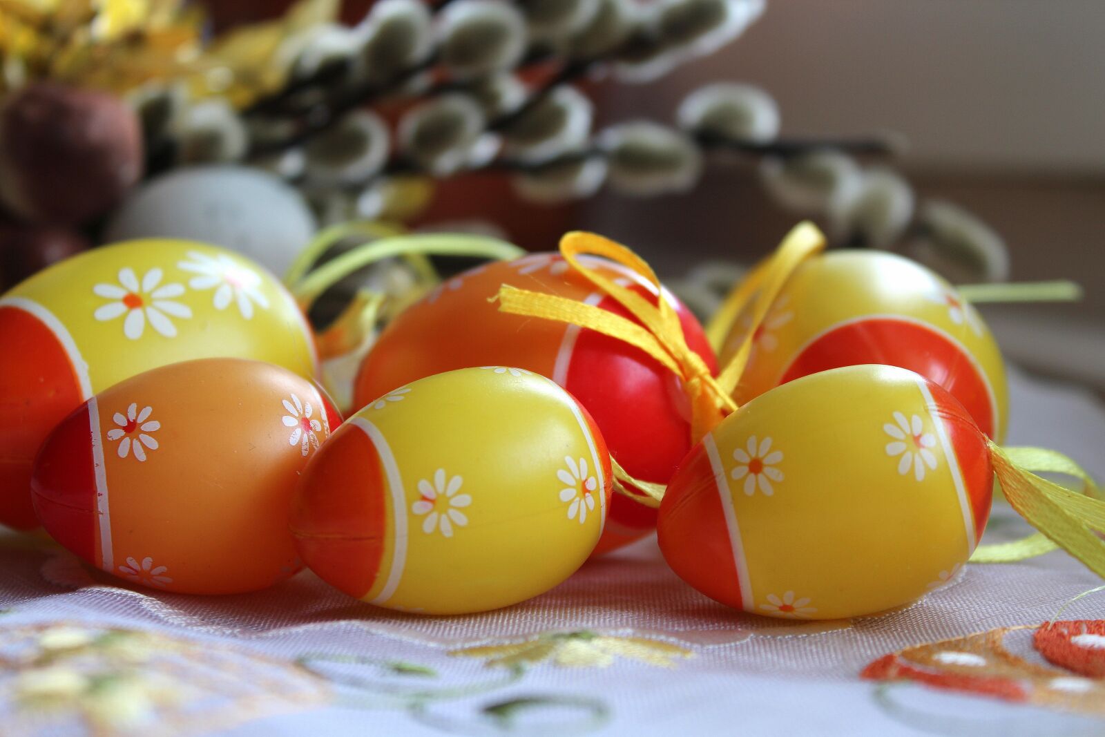 Canon EOS 1200D (EOS Rebel T5 / EOS Kiss X70 / EOS Hi) sample photo. Eggs, easter eggs, decoration photography