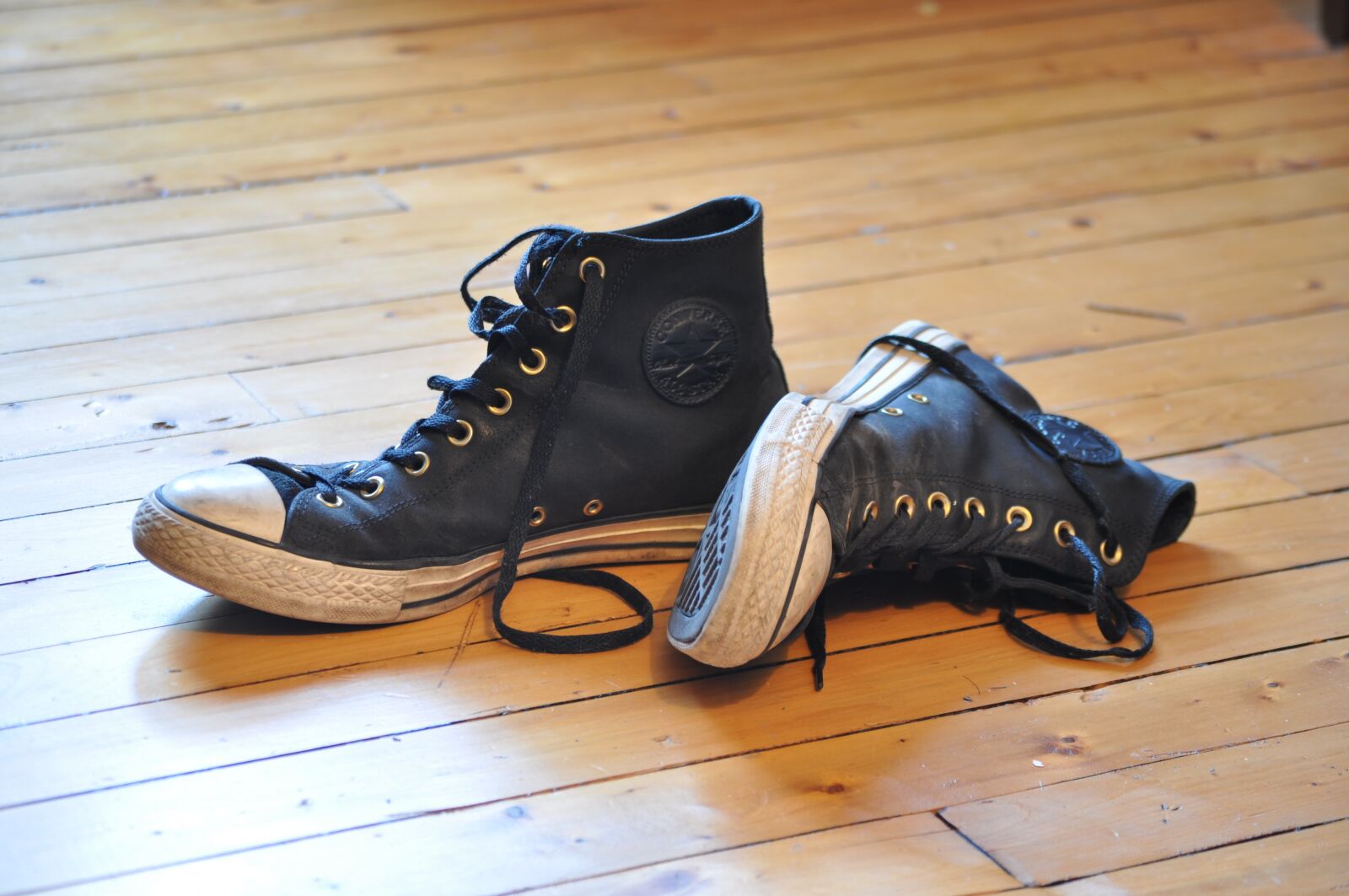 Nikon D5000 sample photo. Footwear, wear, shoe photography