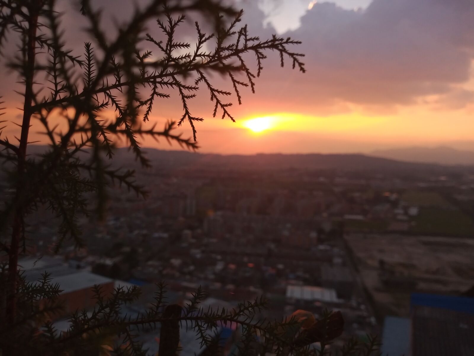 Motorola moto e(6) plus sample photo. Beautiful landscape, bogota, sunset photography