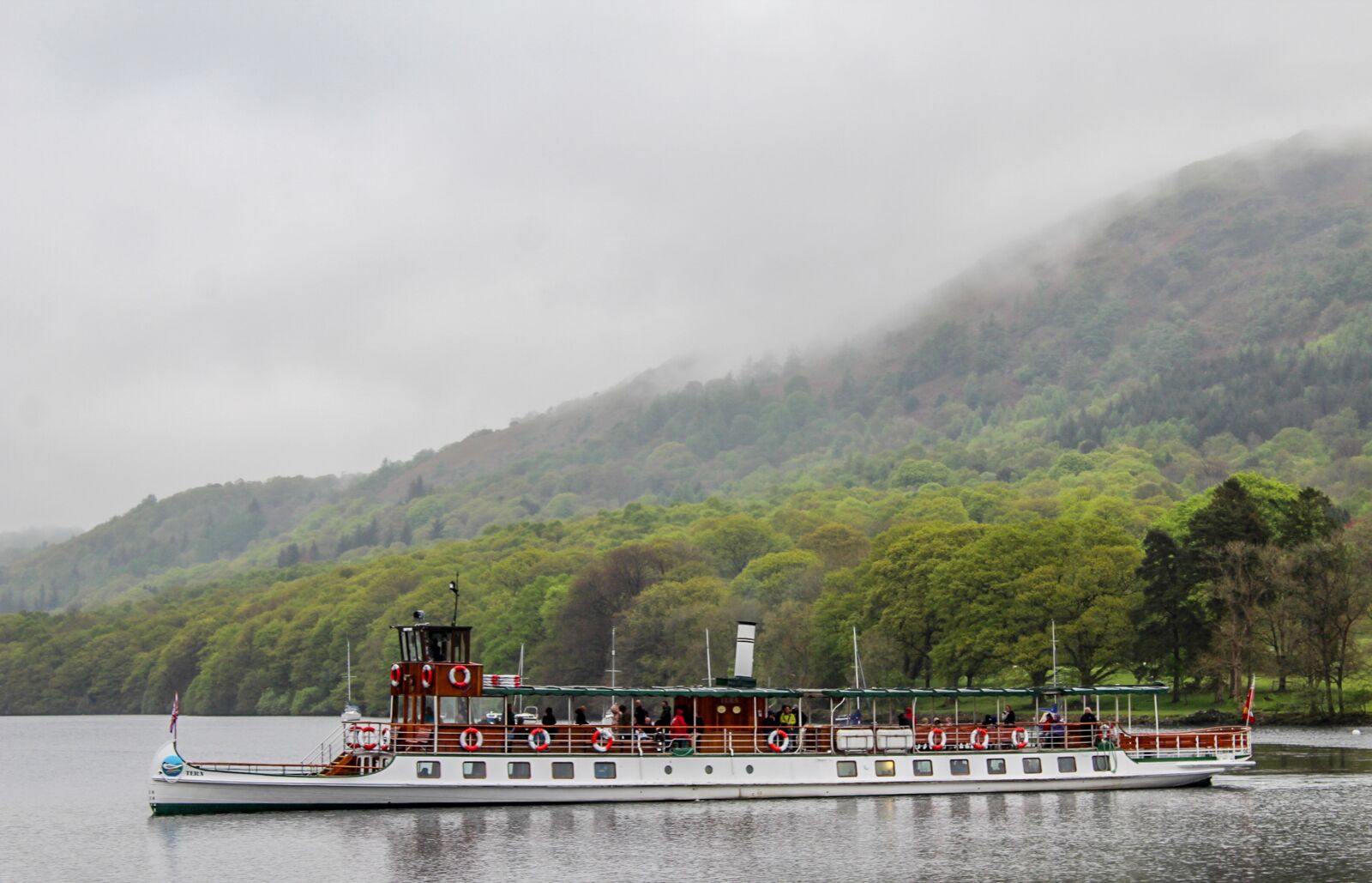 Canon EOS 1300D (EOS Rebel T6 / EOS Kiss X80) sample photo. Boat, steam boat, steam photography