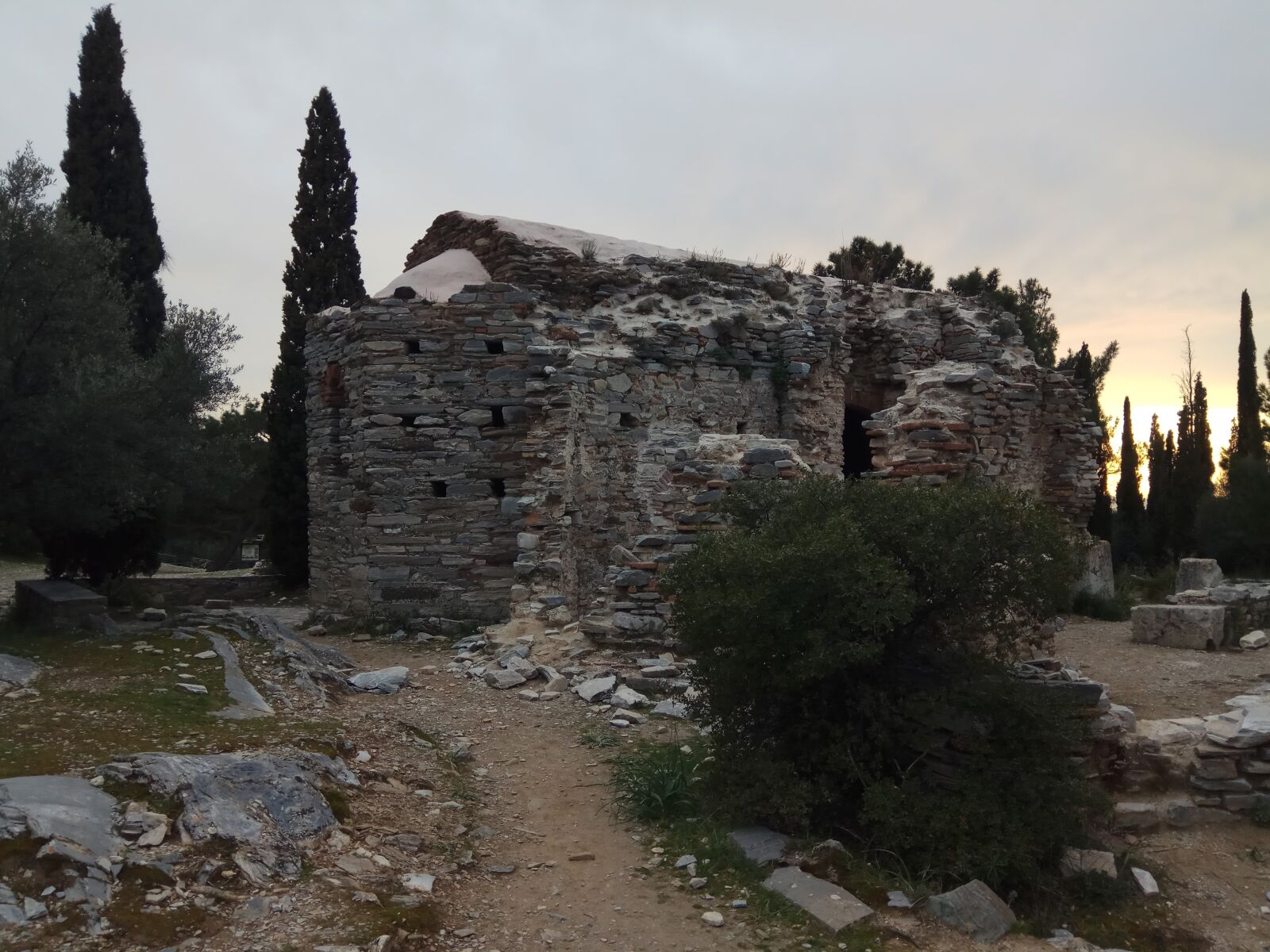 Xiaomi Redmi Note 4X sample photo. Athens, kessariani, monastery photography