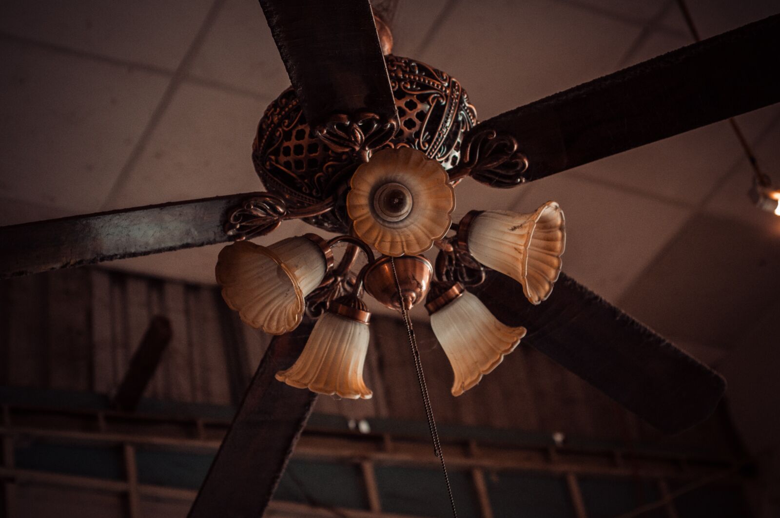 Nikon D90 sample photo. Antiques, vintage, vietnam photography