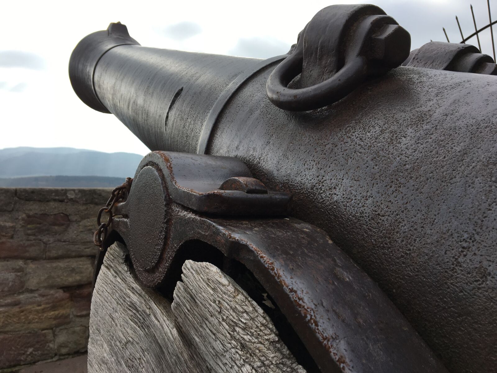 Apple iPhone 6s sample photo. Schloss waldeck, barrel of photography