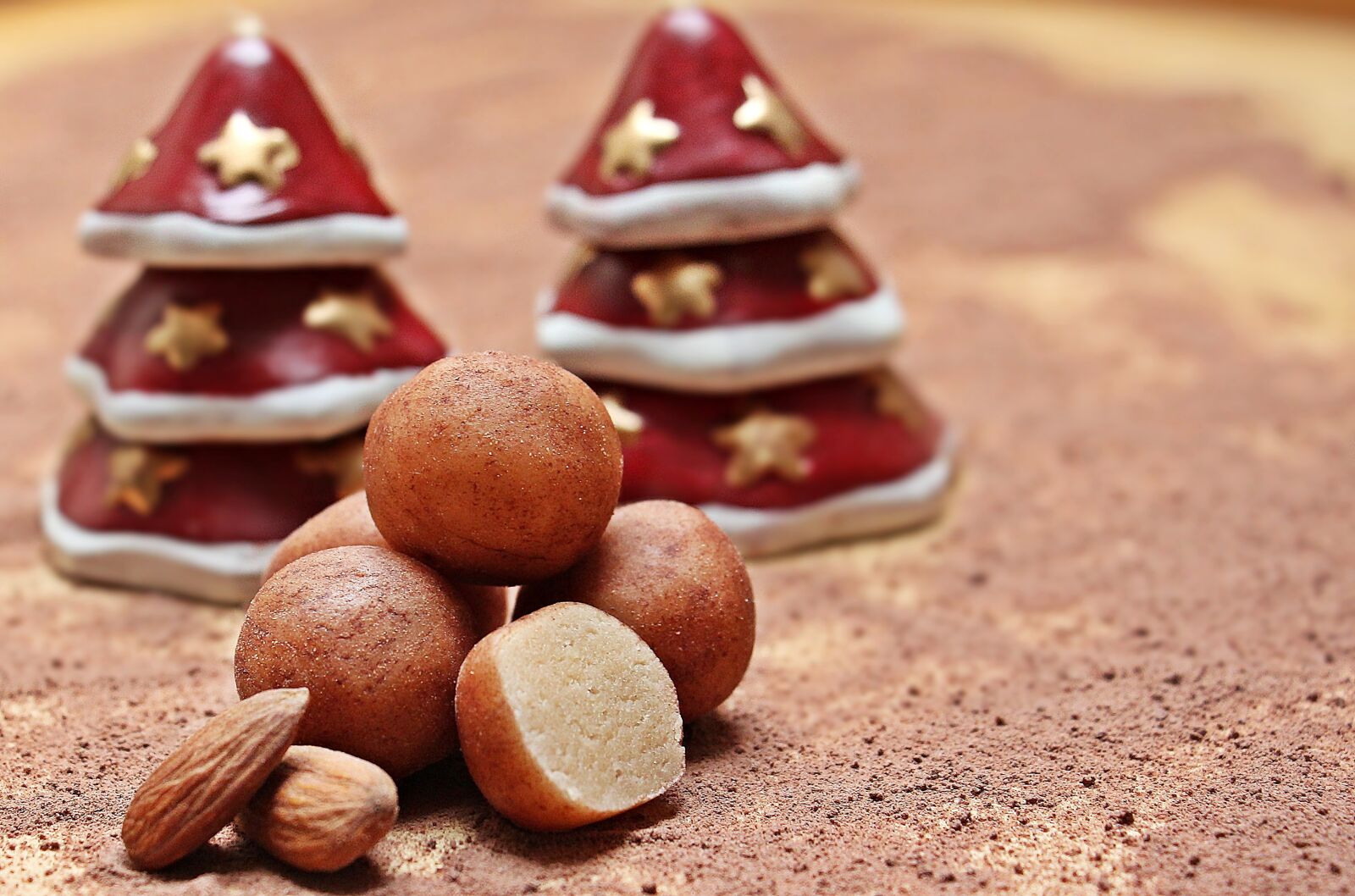 Canon EOS 550D (EOS Rebel T2i / EOS Kiss X4) sample photo. Marzipan potatoes, marzipan, marzipan photography