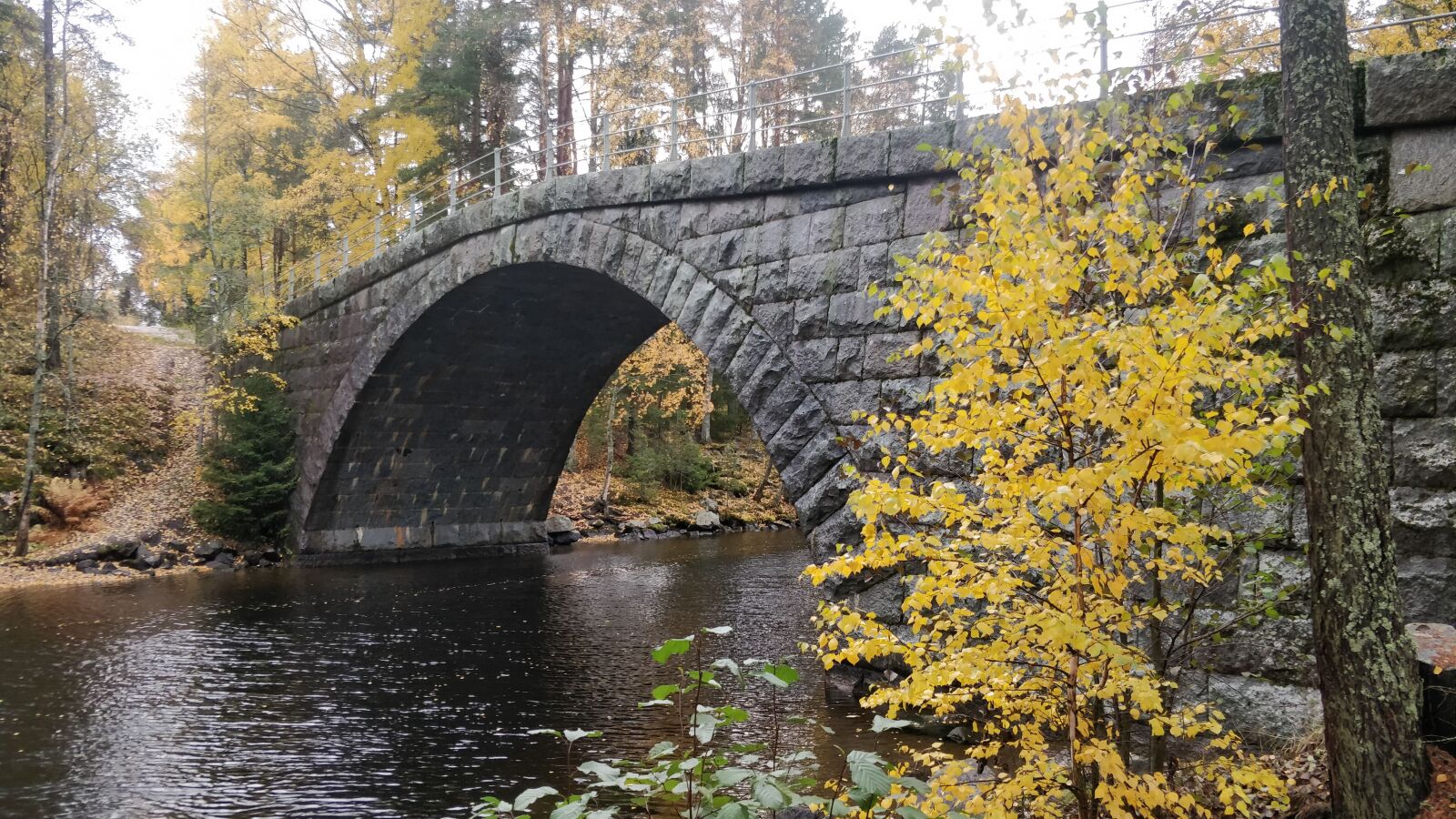 OnePlus 5 sample photo. Bridge, stone, old photography