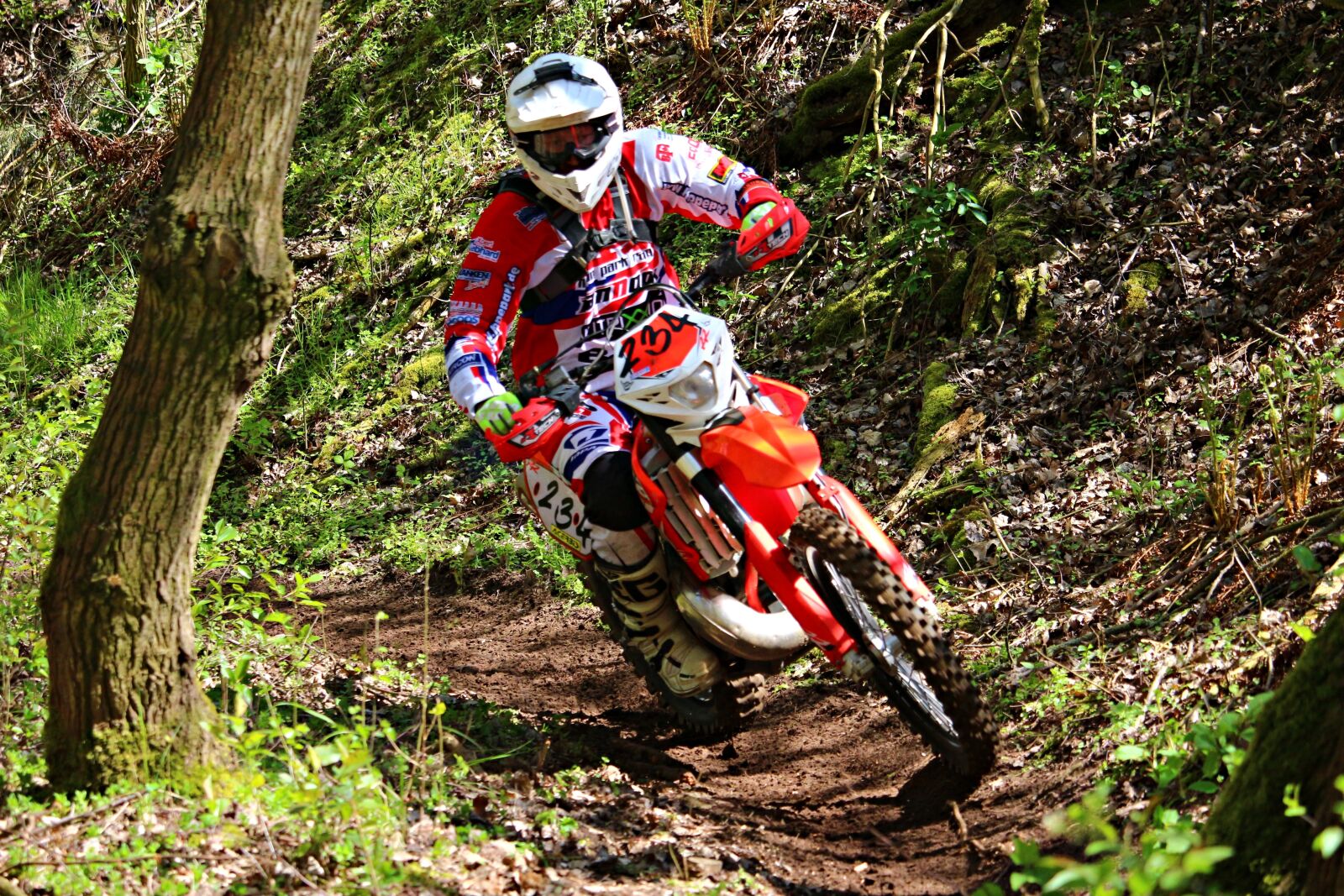 Canon EOS 100D (EOS Rebel SL1 / EOS Kiss X7) sample photo. Motocross, enduro, motorcycle photography