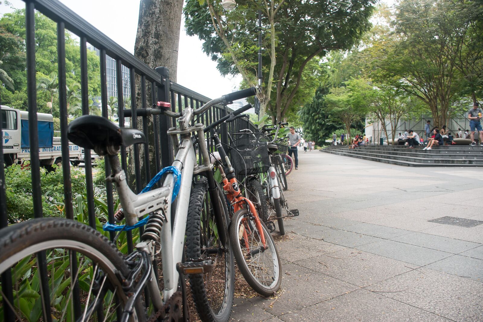 Nikon D5500 sample photo. Bicycle, singapore, street photography