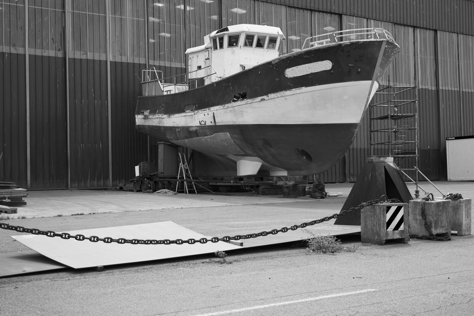 Sony a7 sample photo. Boat, trawler, shipyard photography