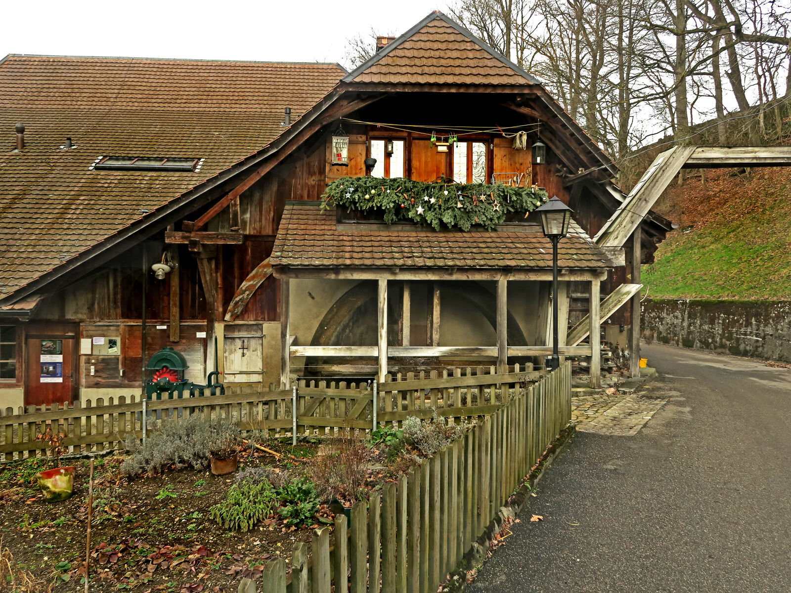 Canon PowerShot G7 X sample photo. Architecture, landscape, mill, restoration photography