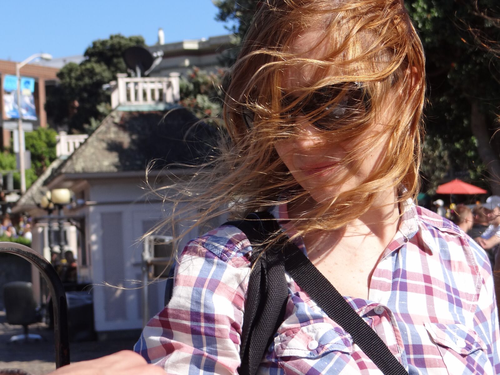 Sony Cyber-shot DSC-HX100V sample photo. Wind, air, hair photography