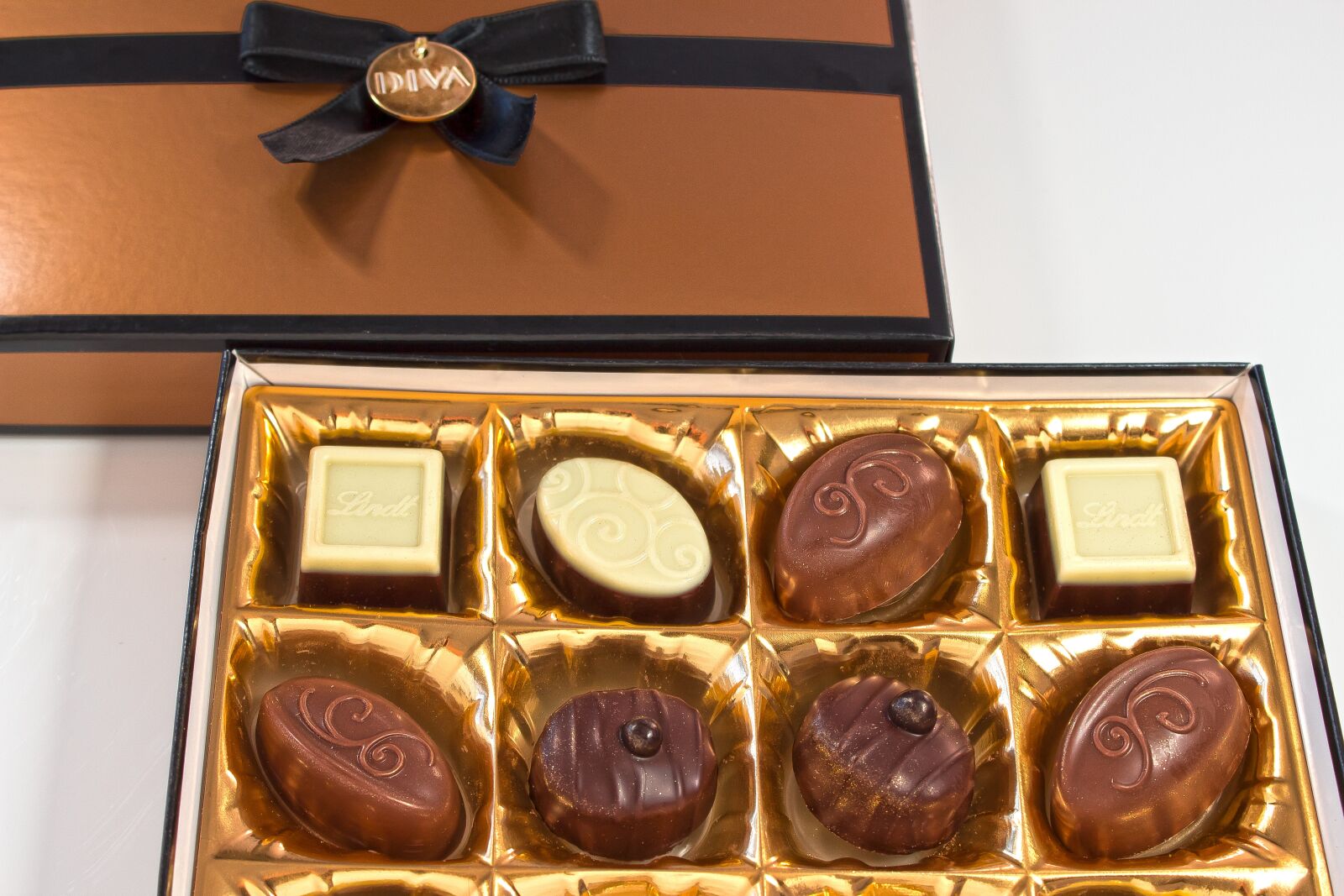 Canon EOS 1300D (EOS Rebel T6 / EOS Kiss X80) sample photo. Praline, confectionery, chocolate photography