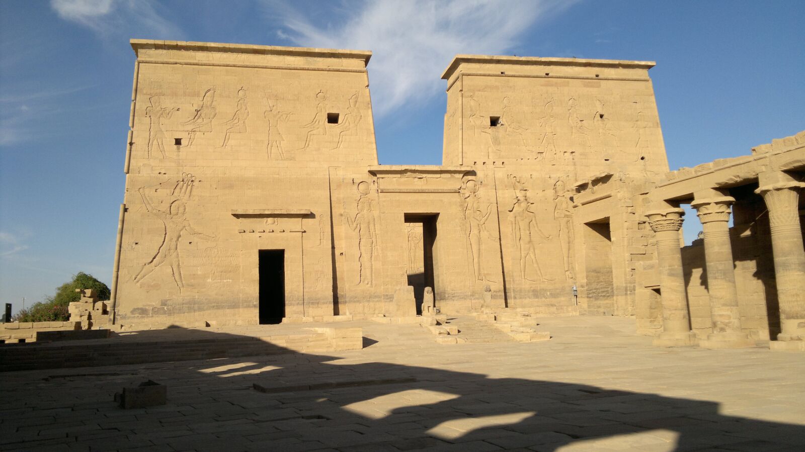 Nokia N8-00 sample photo. Egypt, philae, temple photography