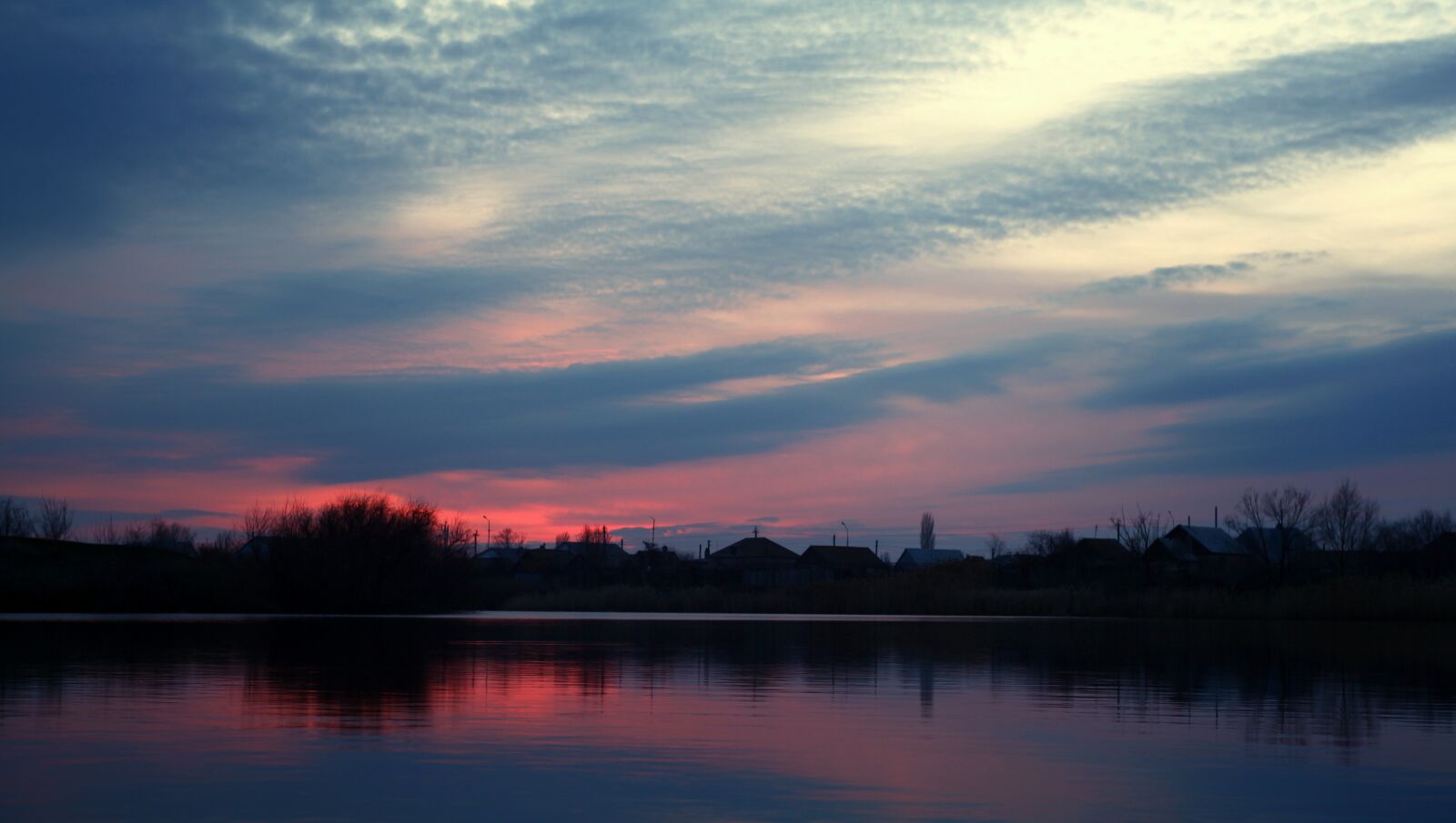 Canon EOS 5D Mark II sample photo. Sunset, evening shore photography