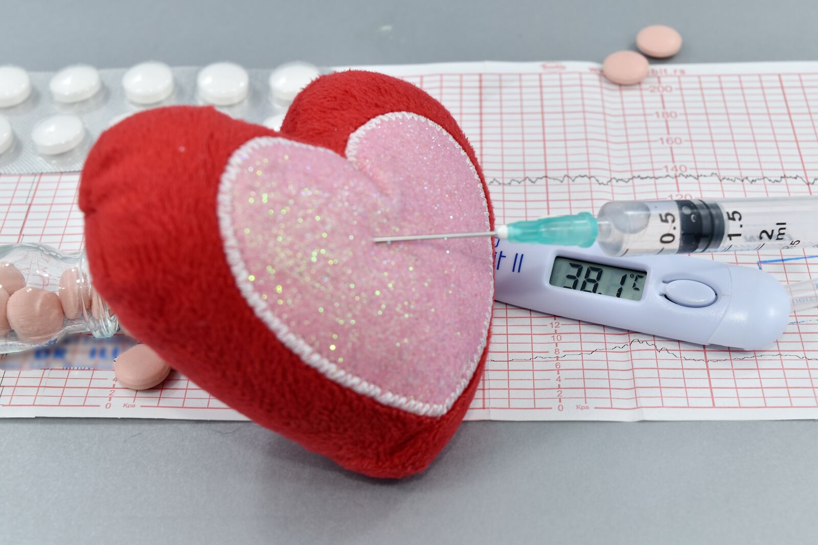 Nikon D5500 sample photo. Cure, electrocardiogram, health care photography