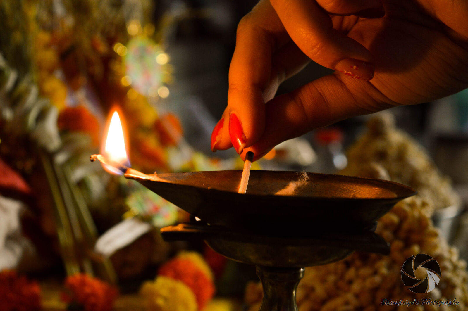 Nikon D3200 sample photo. Candle, worship photography