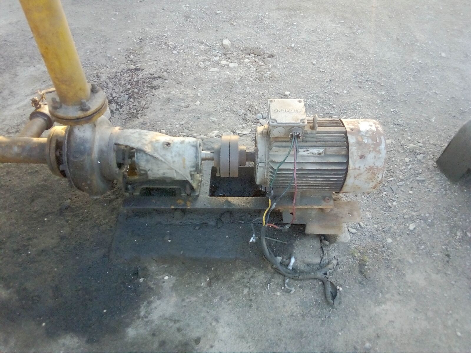 HUAWEI Y3III sample photo. Ac, motor, oil photography