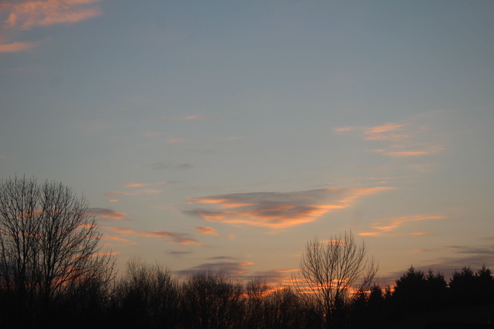 Canon EOS 1200D (EOS Rebel T5 / EOS Kiss X70 / EOS Hi) sample photo. Sunset, clouds, sky photography
