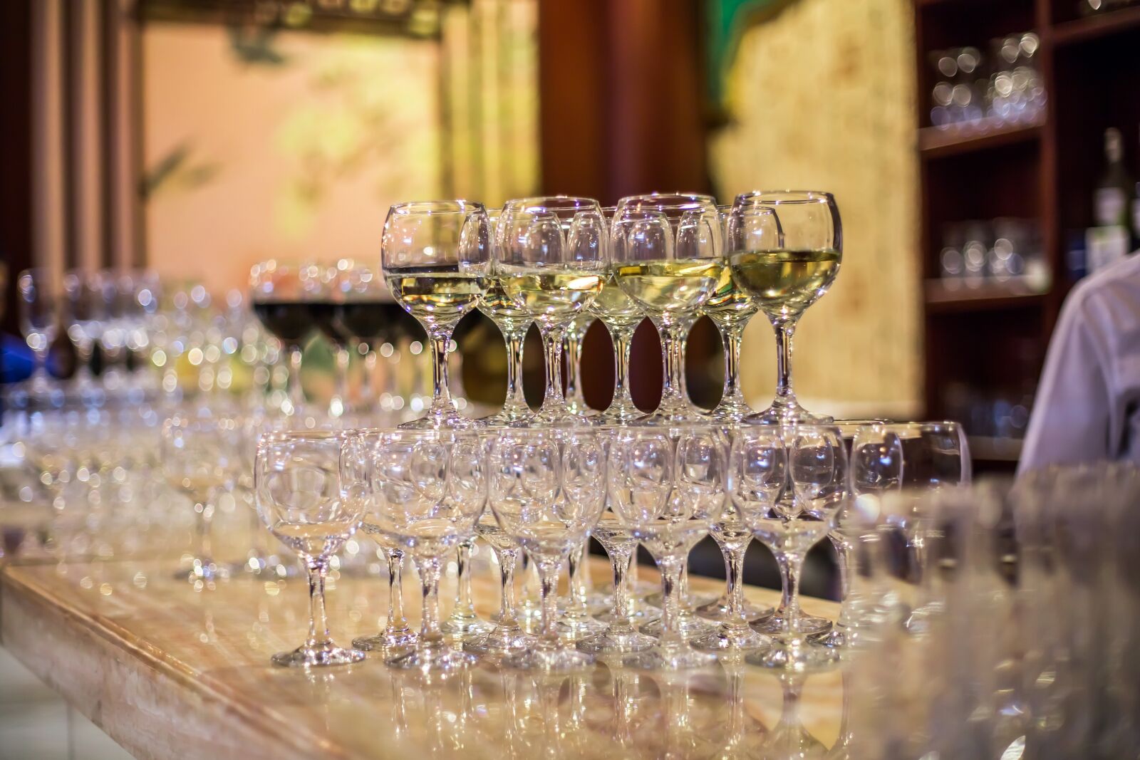 Canon EF 50mm F1.4 USM sample photo. Wine glasses, glasses, wine photography