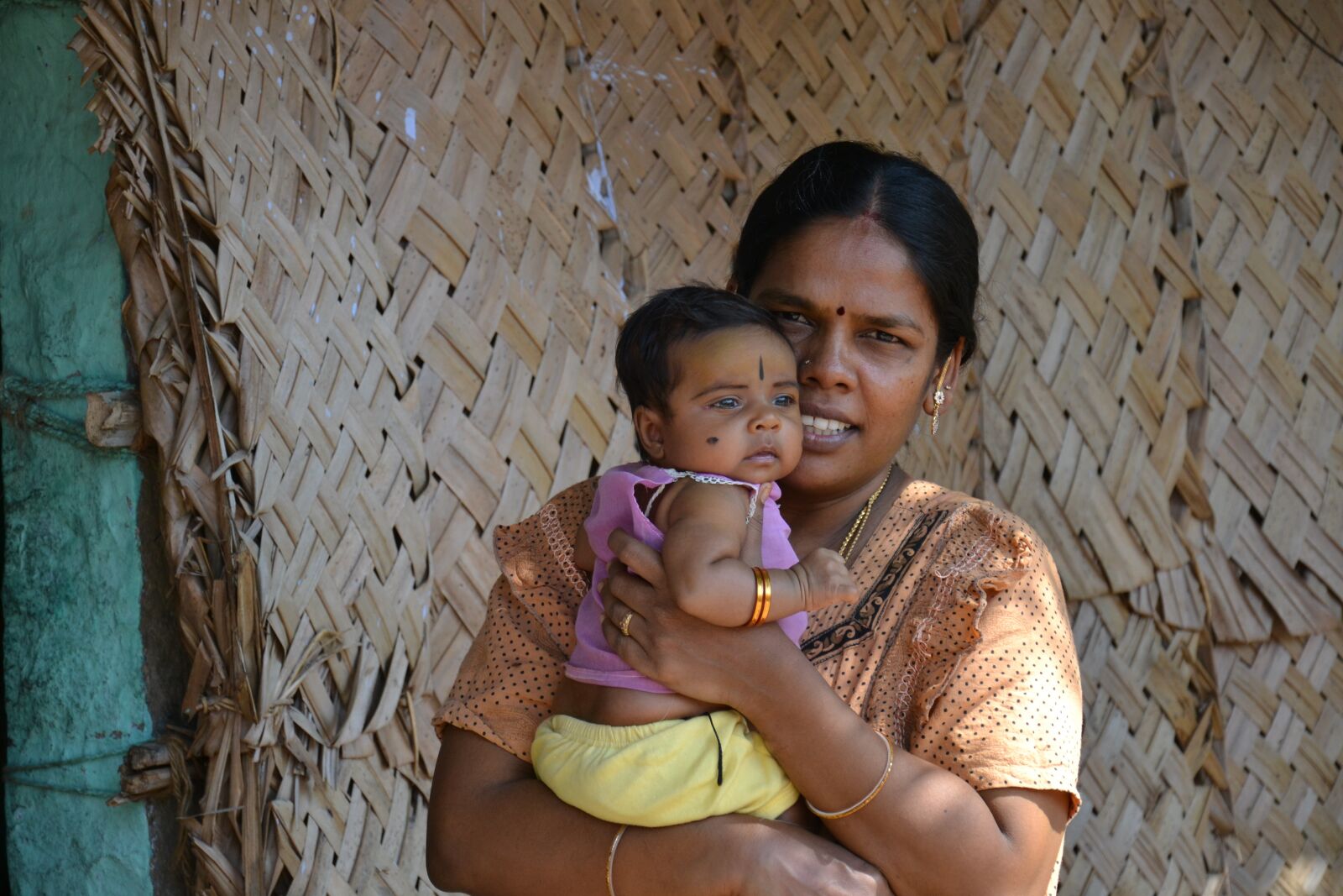 Nikon D3100 sample photo. India, poverty, indian photography