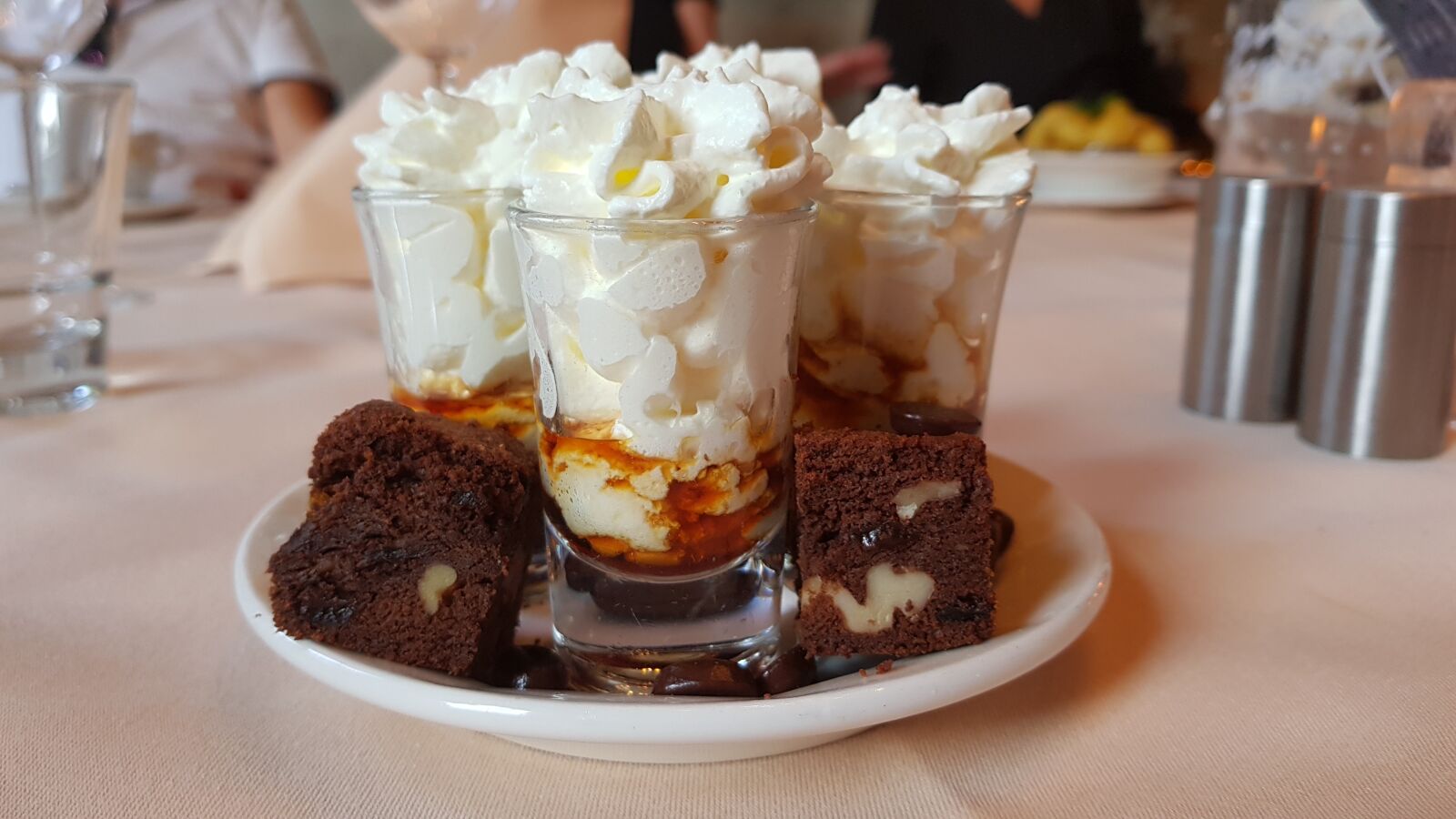 Samsung Galaxy S8+ sample photo. Dessert, whipped cream, tasty photography