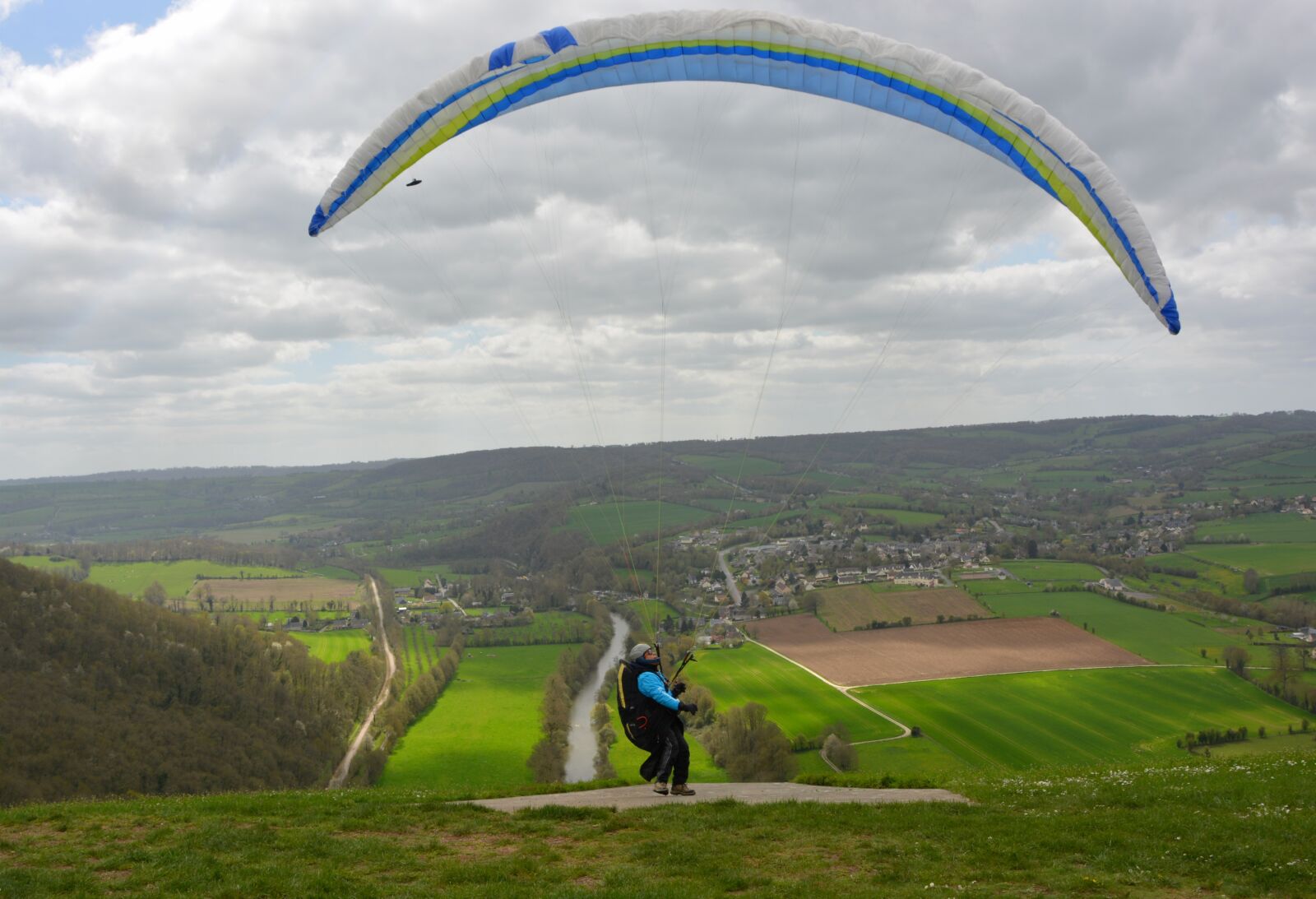 Nikon D5200 sample photo. Paragliding, departure flight, panoramic photography