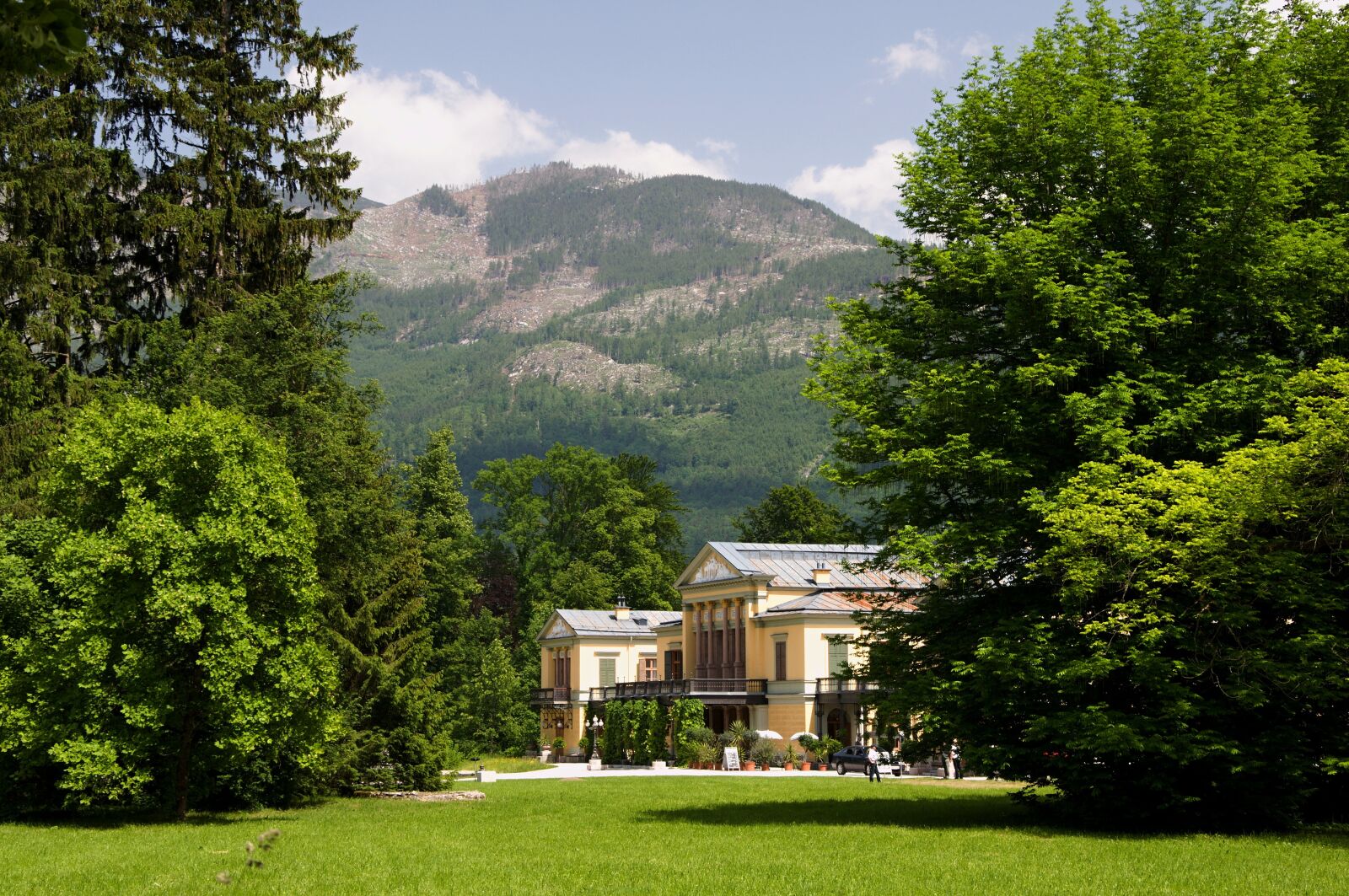 18.00 - 105.00 mm f/3.5 - 5.6 sample photo. Bad ischl, austria, spa photography
