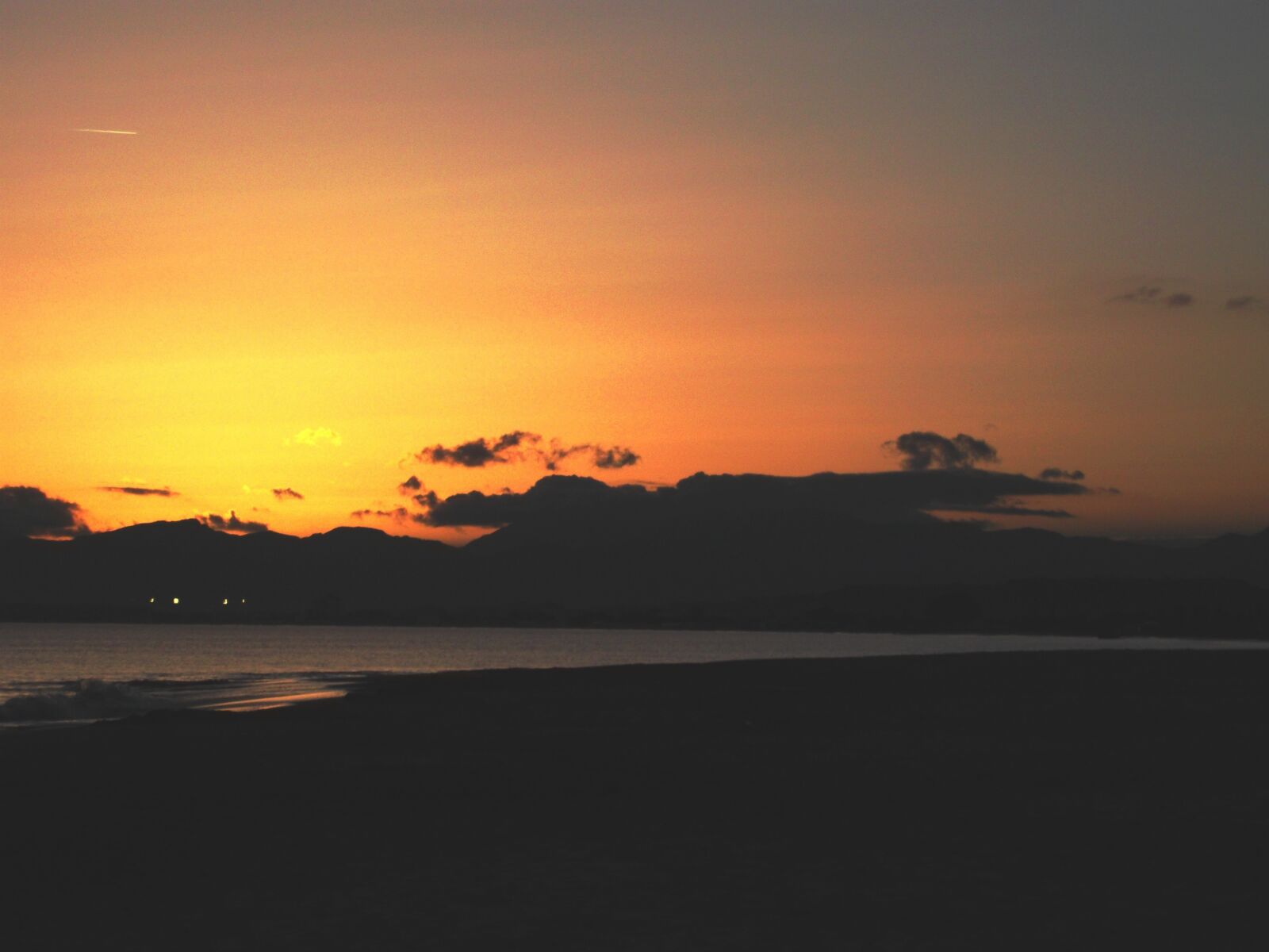 Fujifilm FinePix JV500 sample photo. Sunset, sea, twilight photography