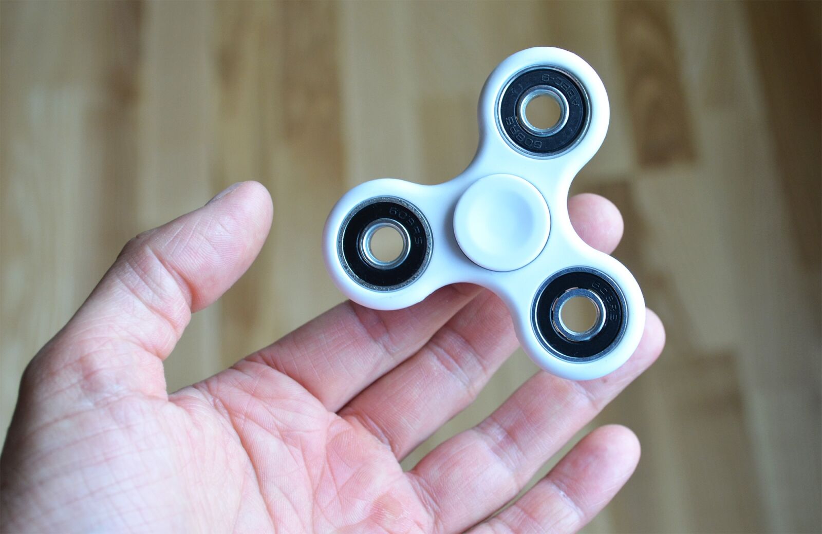 Nikon D5100 sample photo. Fidget, spinner, fidget spinner photography