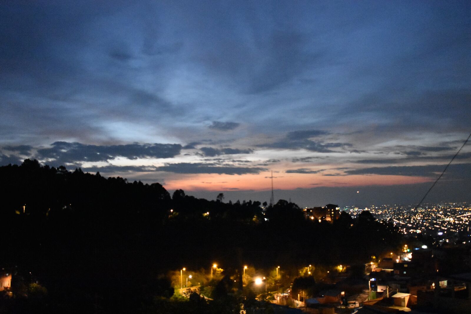 Nikon D3400 sample photo. Bogotá, chapinero alto, sunset photography