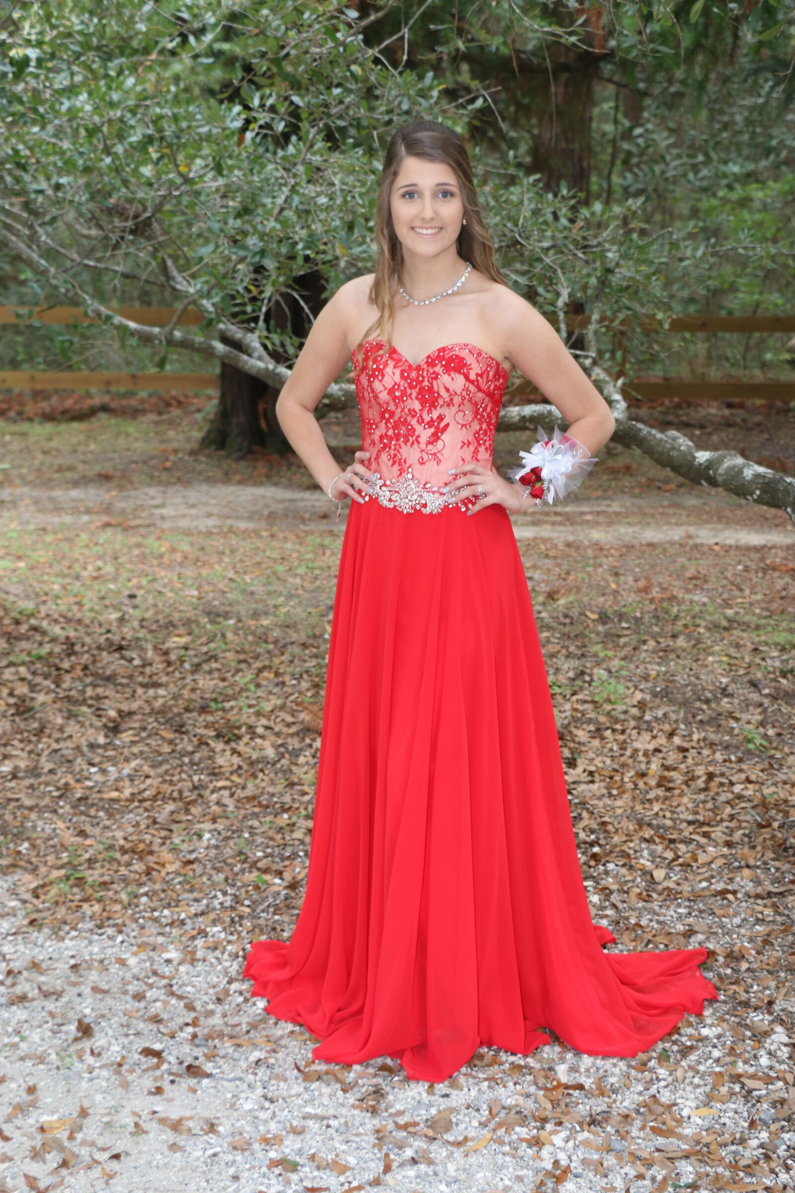 Canon EOS 70D sample photo. Dress, prom, girl photography
