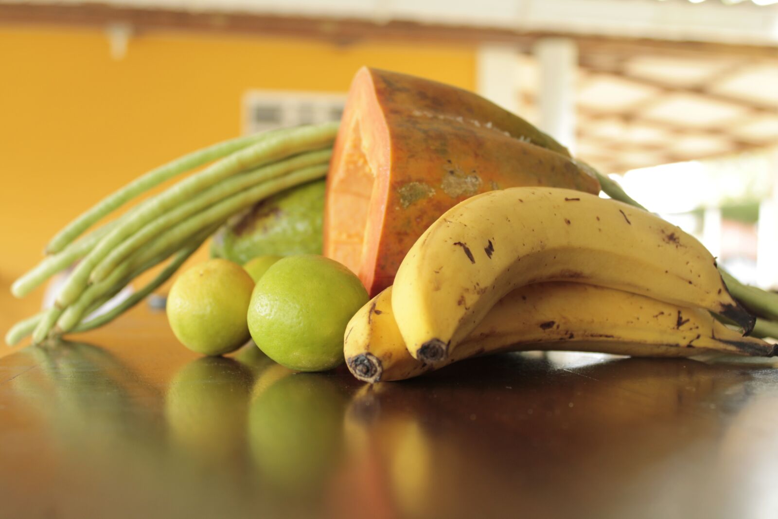 Canon EOS 1100D (EOS Rebel T3 / EOS Kiss X50) sample photo. Colors, fruit, color photography