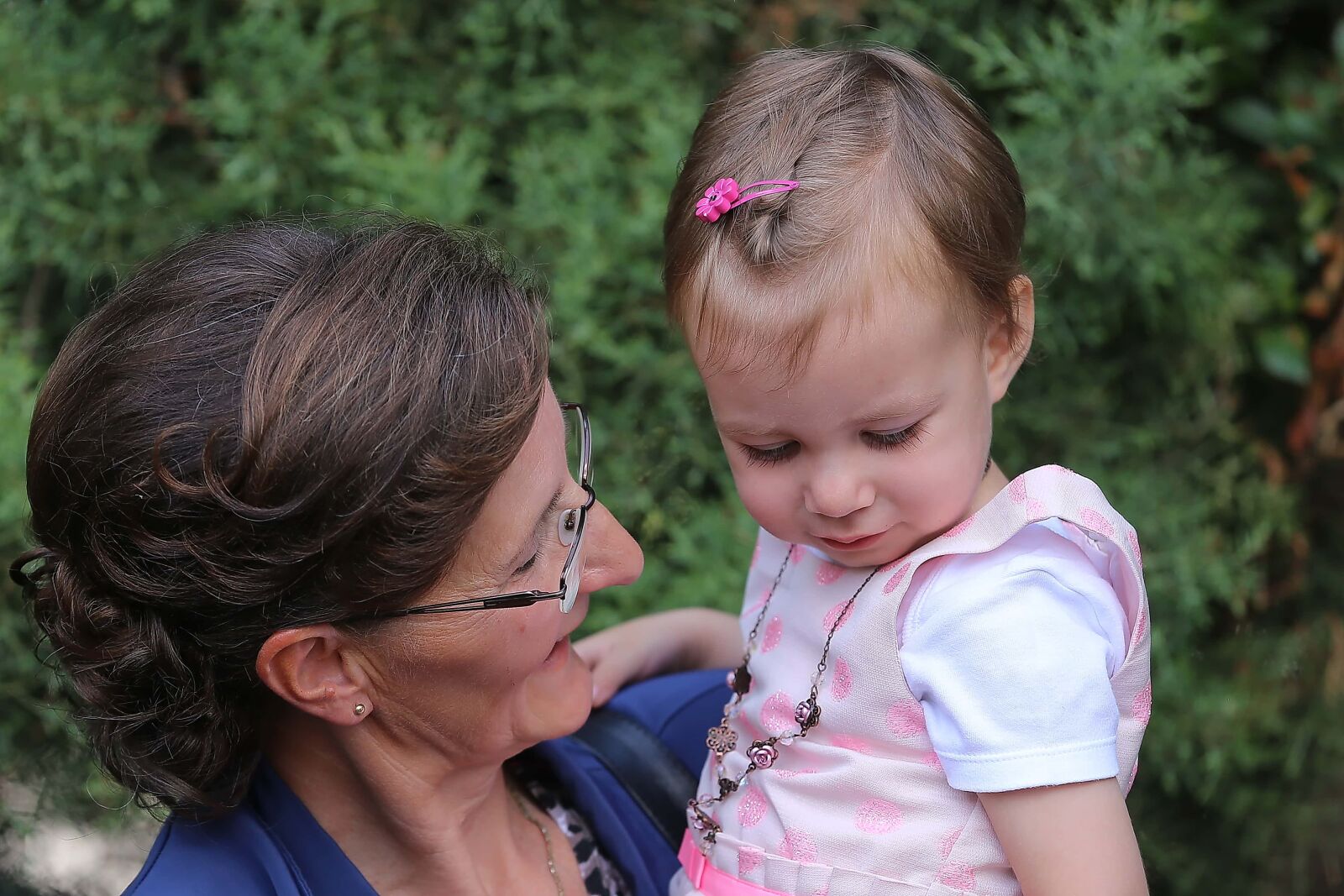 Canon EOS 6D sample photo. Granddaughter, grandmother, family, love photography