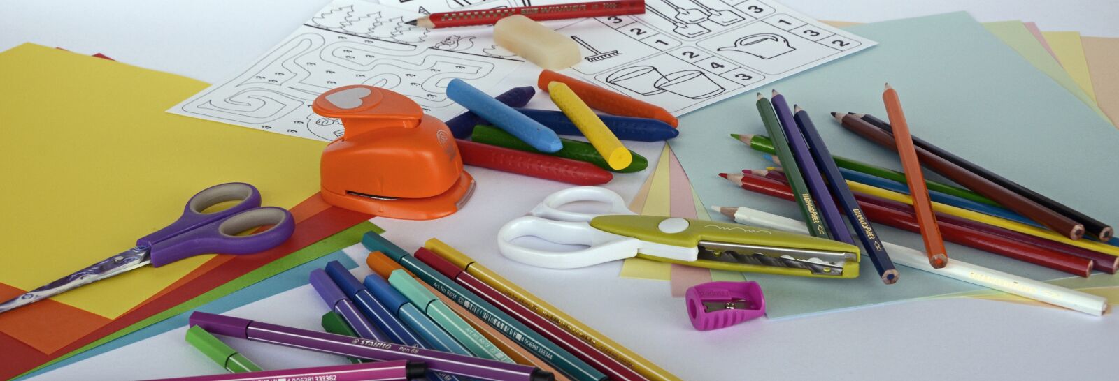 Nikon D7100 sample photo. Felt tip pens, colored photography